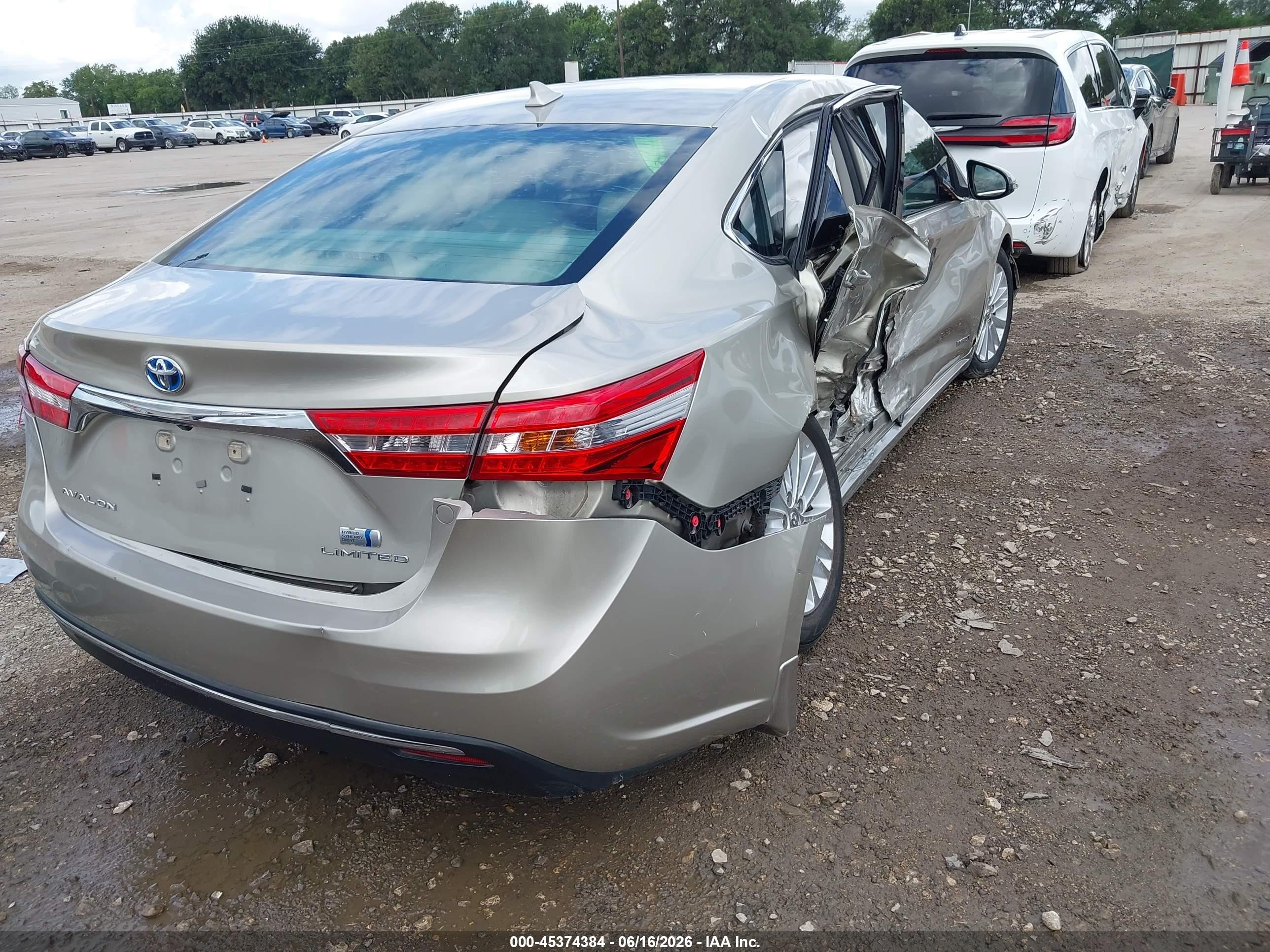 2015 Toyota Avalon Hybrid Limited Beige vin: 4T1BD1EB9FU036912