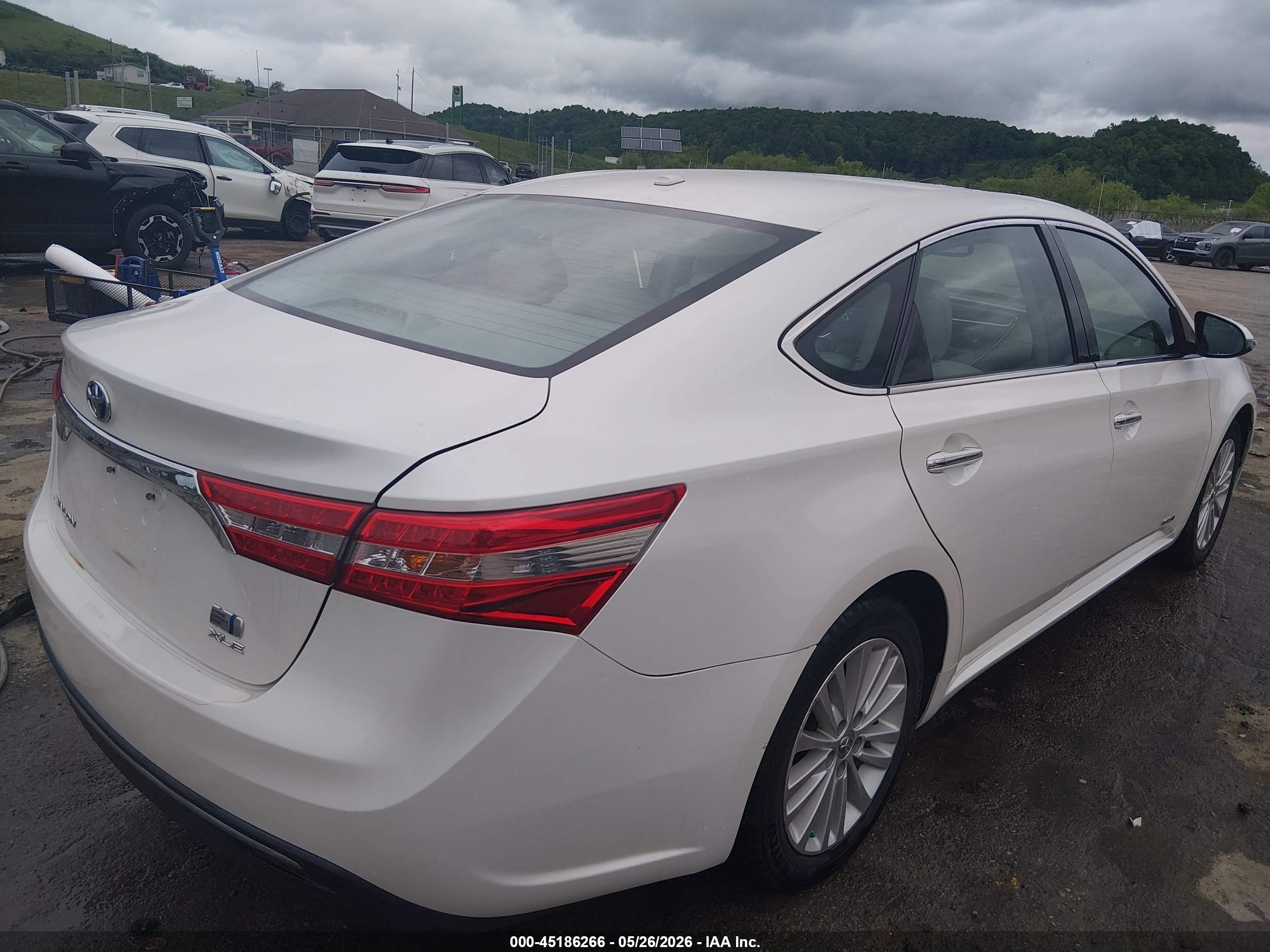 2013 Toyota Avalon Hybrid Xle Touring White vin: 4T1BD1EBXDU010106