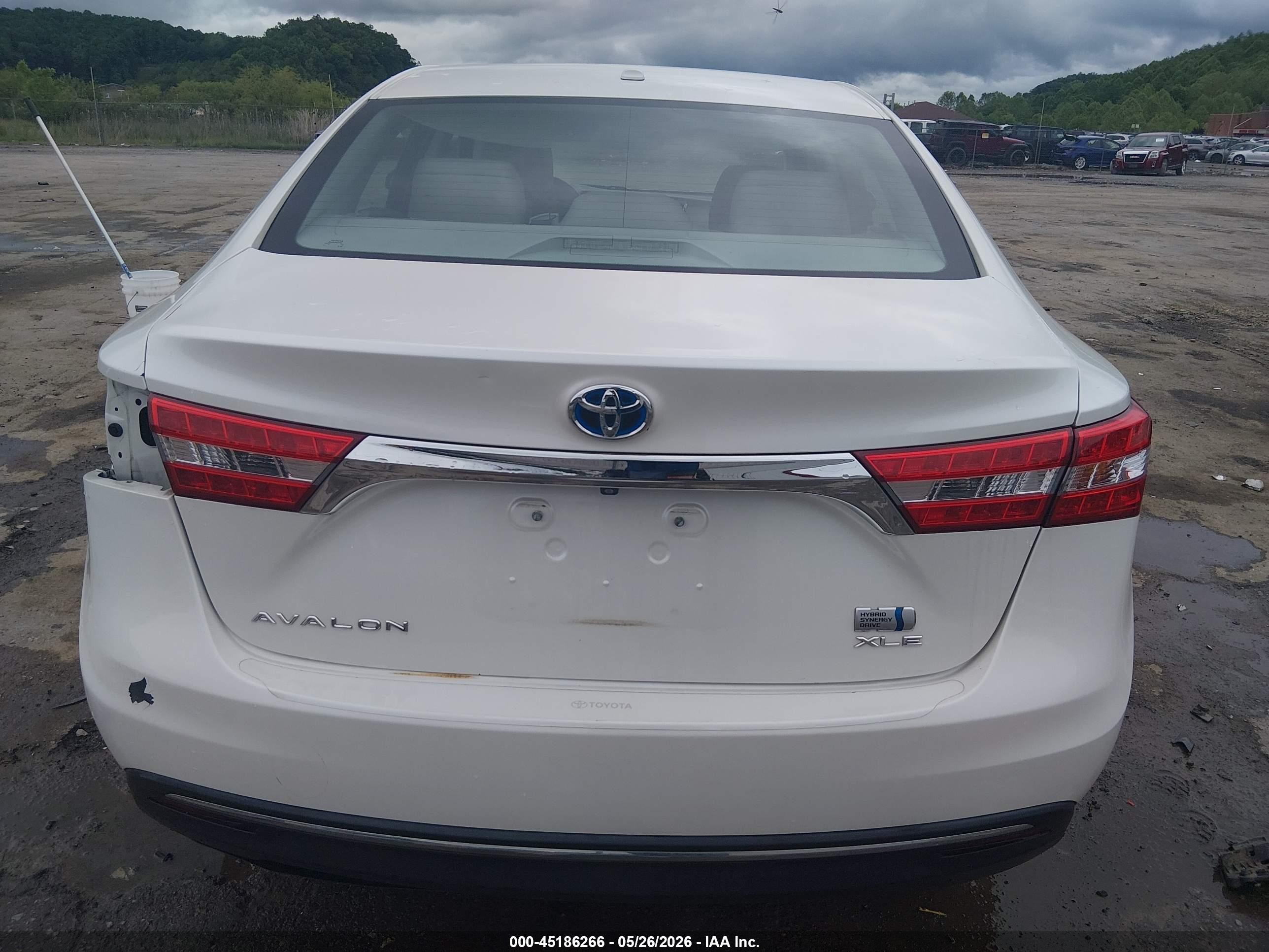 2013 Toyota Avalon Hybrid Xle Touring White vin: 4T1BD1EBXDU010106
