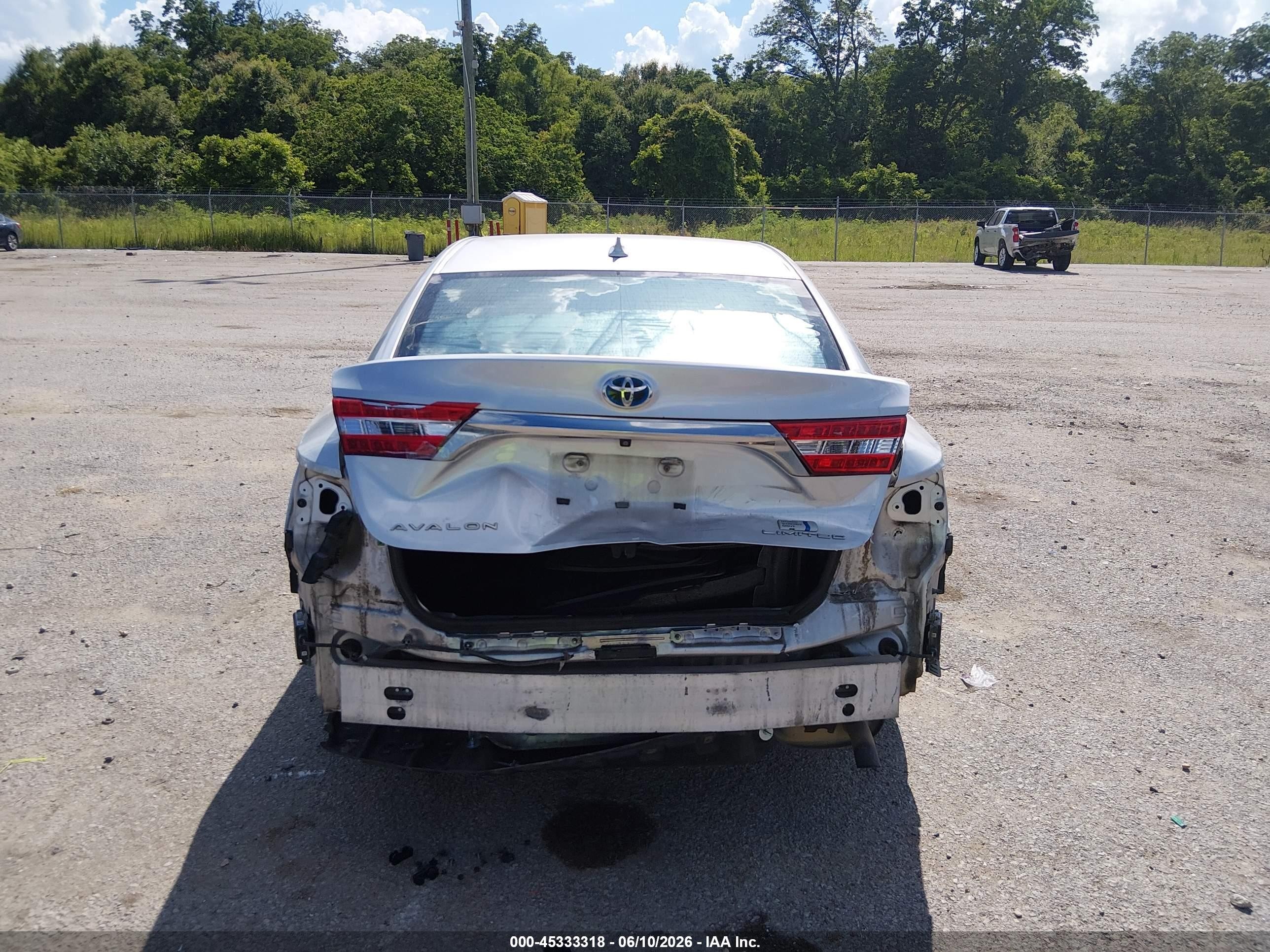 2013 Toyota Avalon Hybrid Limited Silver vin: 4T1BD1EBXDU010218