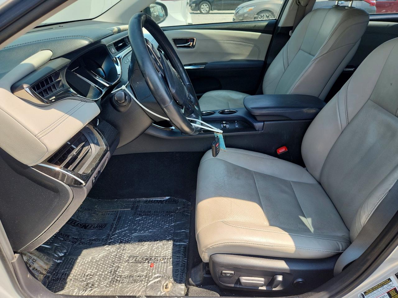 2014 Toyota Avalon Hybrid Limited Silver vin: 4T1BD1EBXEU022175