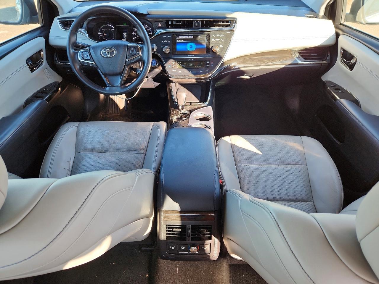 2014 Toyota Avalon Hybrid Limited Silver vin: 4T1BD1EBXEU024086