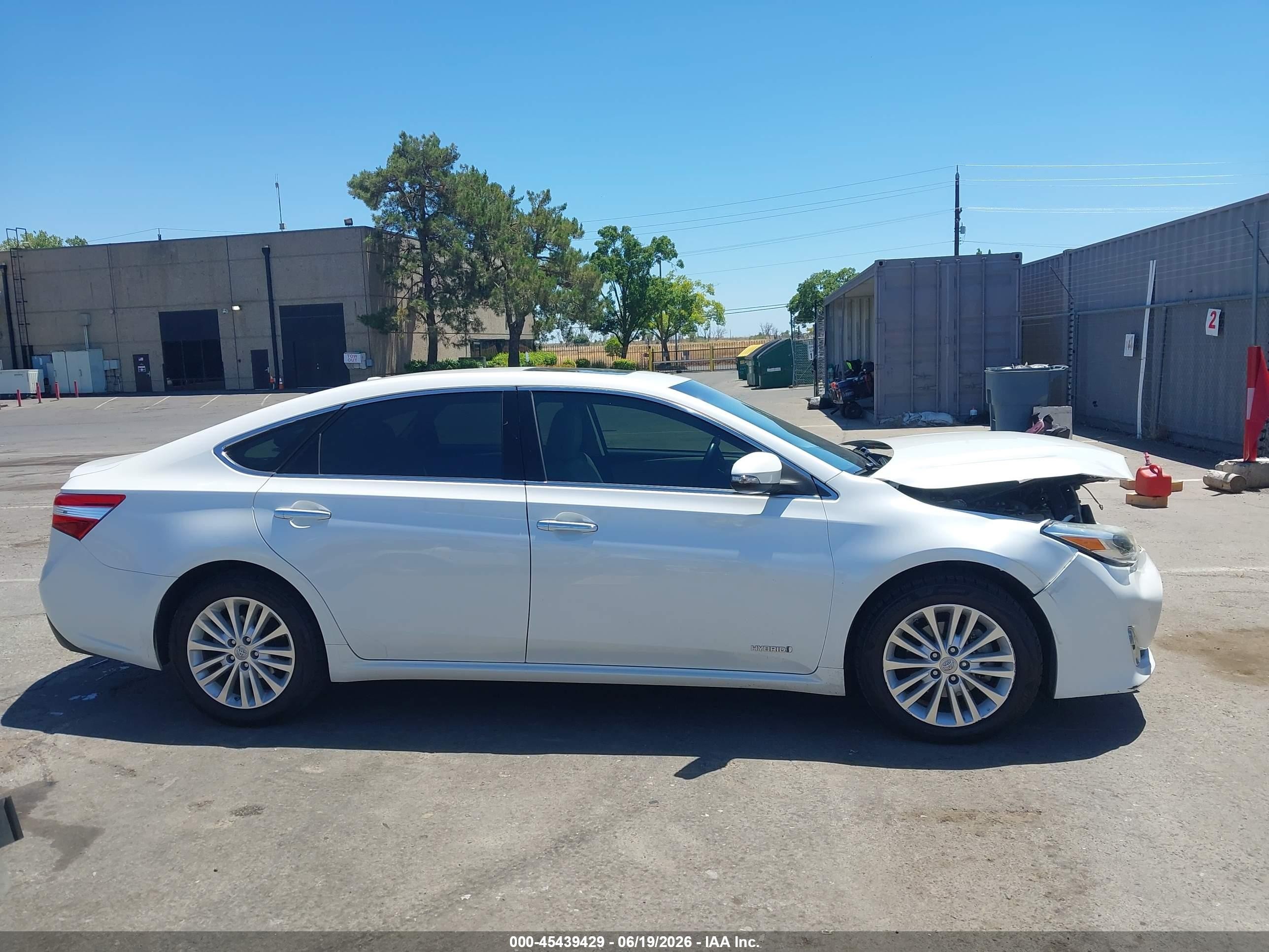 2015 Toyota Avalon Hybrid Xle Touring Белый vin: 4T1BD1EBXFU042850