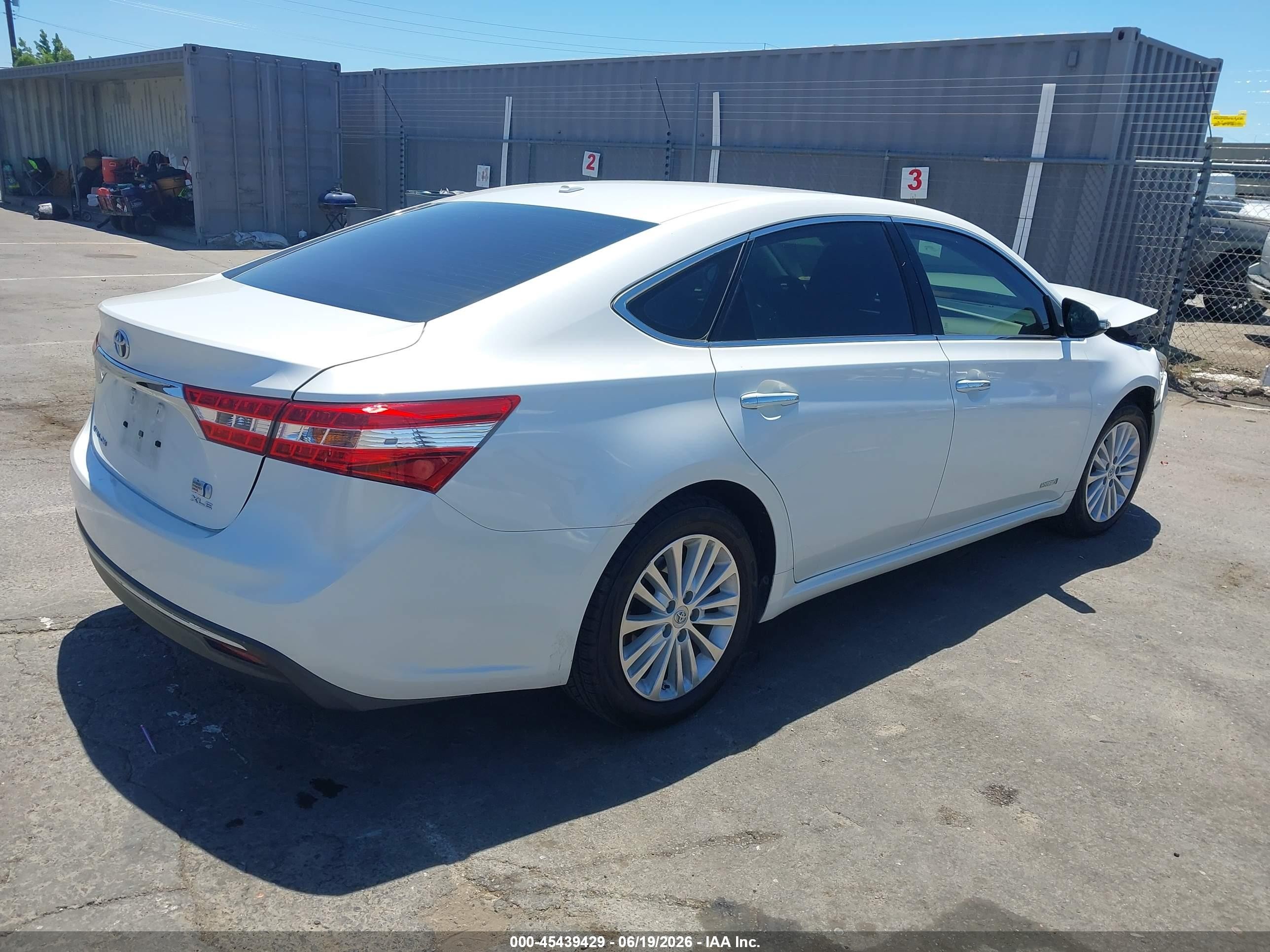 2015 Toyota Avalon Hybrid Xle Touring Белый vin: 4T1BD1EBXFU042850