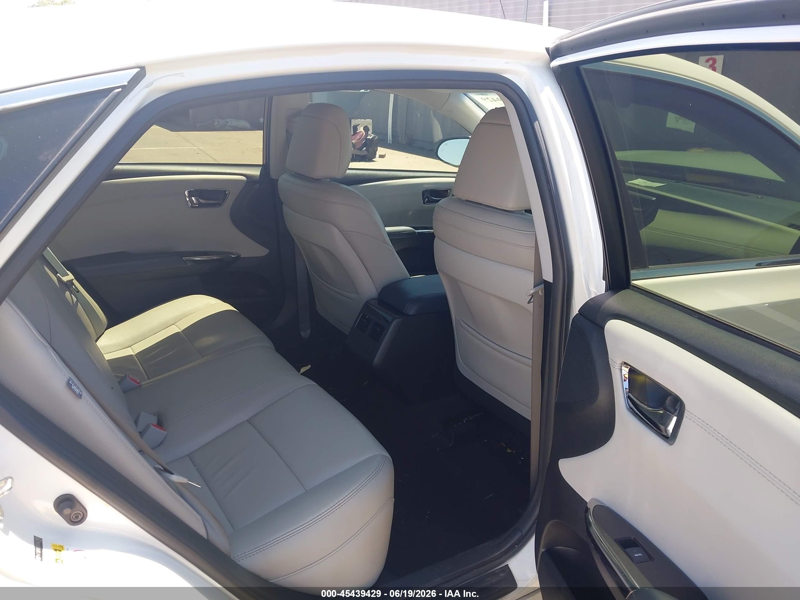 2015 Toyota Avalon Hybrid Xle Touring Белый vin: 4T1BD1EBXFU042850