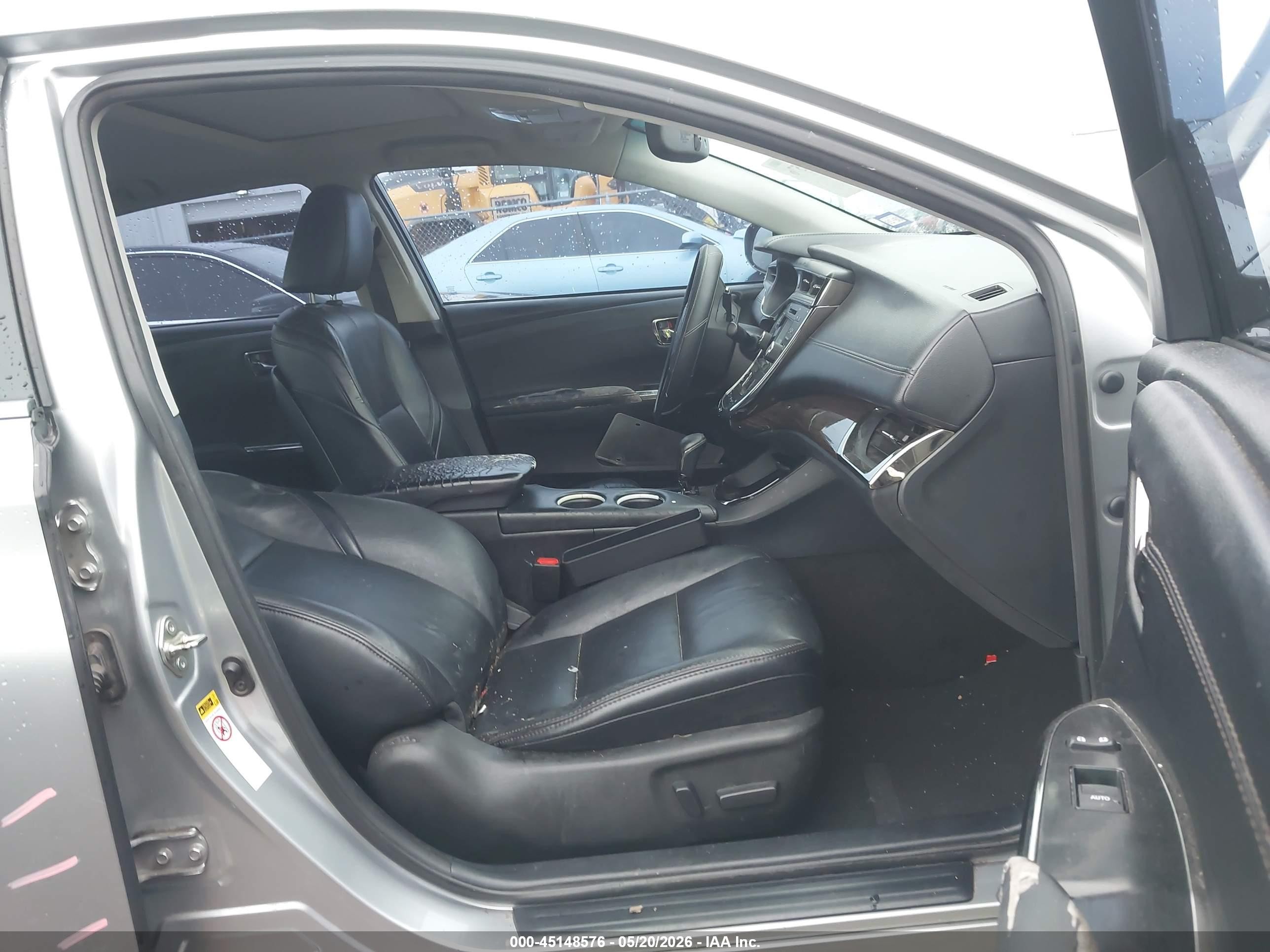 2015 Toyota Avalon Hybrid Limited/xle Premium/xle Touring Silver vin: 4T1BD1EBXFU043321