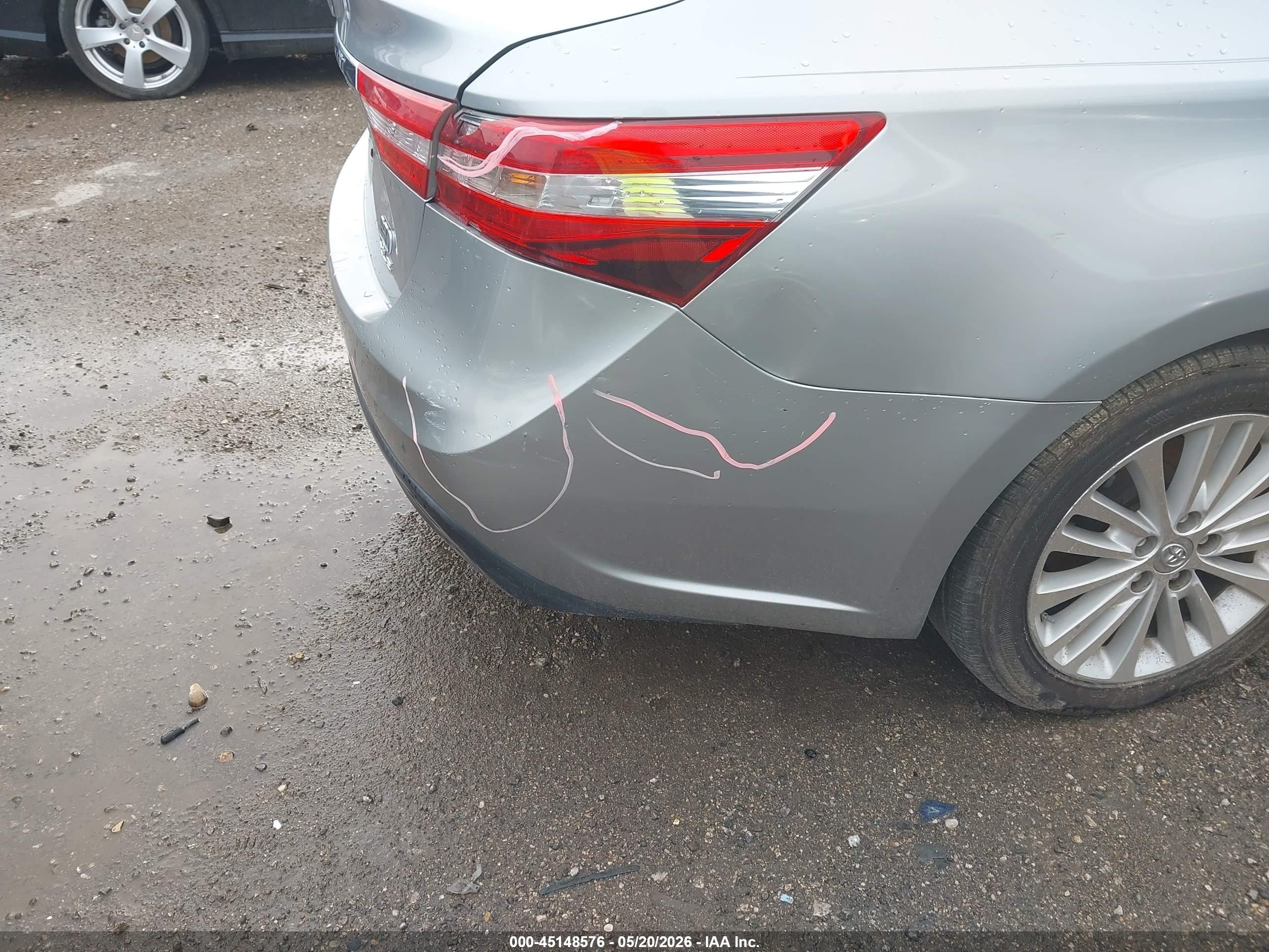 2015 Toyota Avalon Hybrid Limited/xle Premium/xle Touring Silver vin: 4T1BD1EBXFU043321