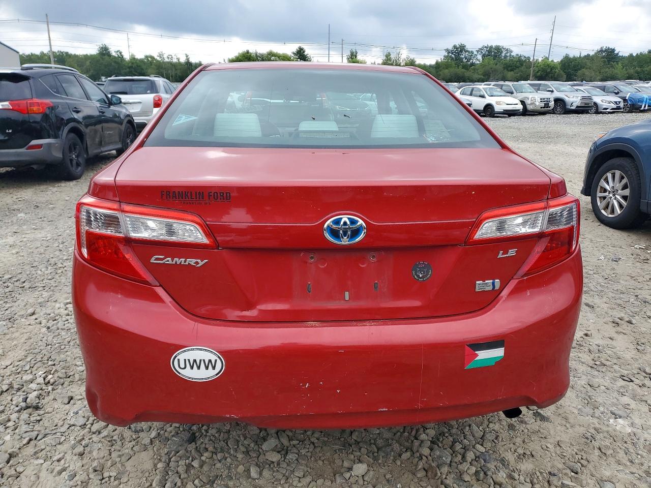 2012 Toyota Camry Hybrid Le Red vin: 4T1BD1FK0CU007812