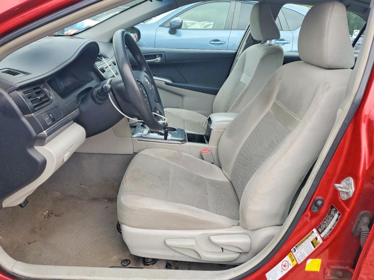2012 Toyota Camry Hybrid Le Red vin: 4T1BD1FK0CU007812