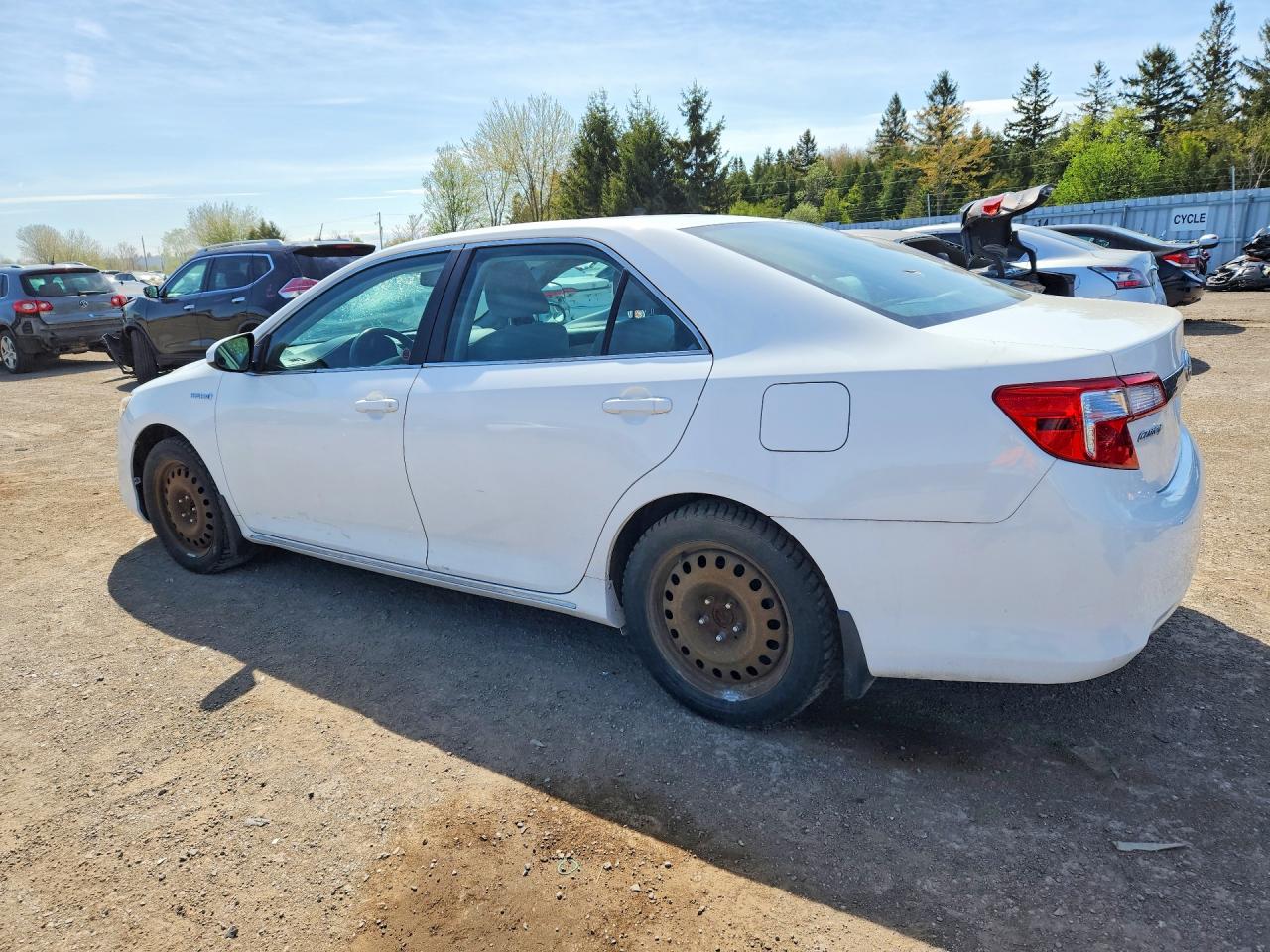 2012 Toyota Camry Hybrid Le White vin: 4T1BD1FK0CU010970