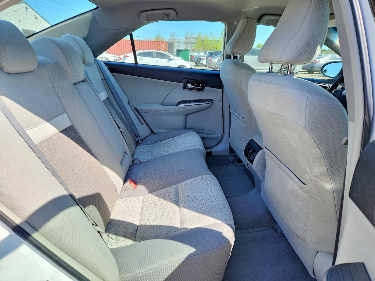 2012 Toyota Camry Hybrid Le White vin: 4T1BD1FK0CU010970