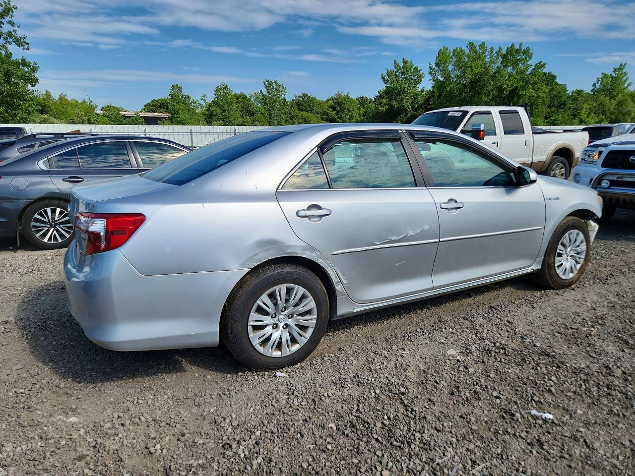 2012 Toyota Camry Hybrid Le Silver vin: 4T1BD1FK0CU036629