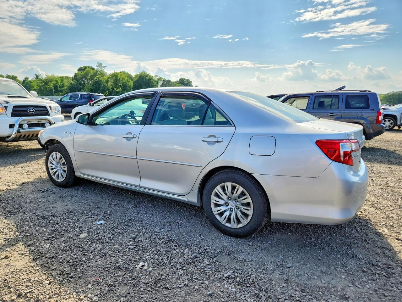 2012 Toyota Camry Hybrid Le Silver vin: 4T1BD1FK0CU036629