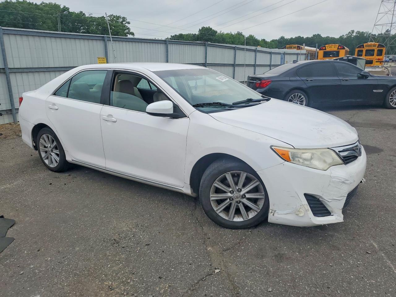 2012 Toyota Camry Hybrid Le Белый vin: 4T1BD1FK0CU051485
