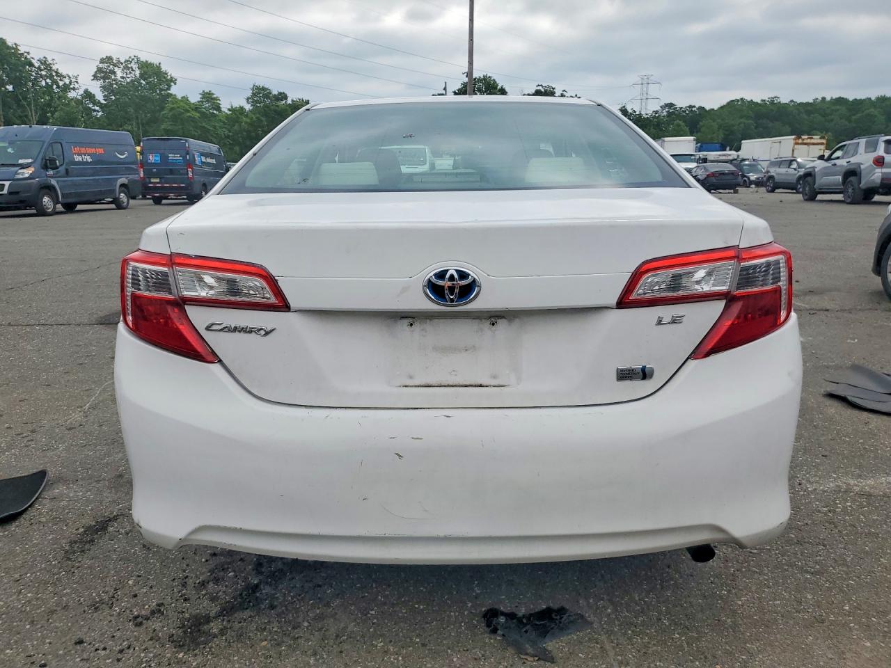 2012 Toyota Camry Hybrid Le Белый vin: 4T1BD1FK0CU051485