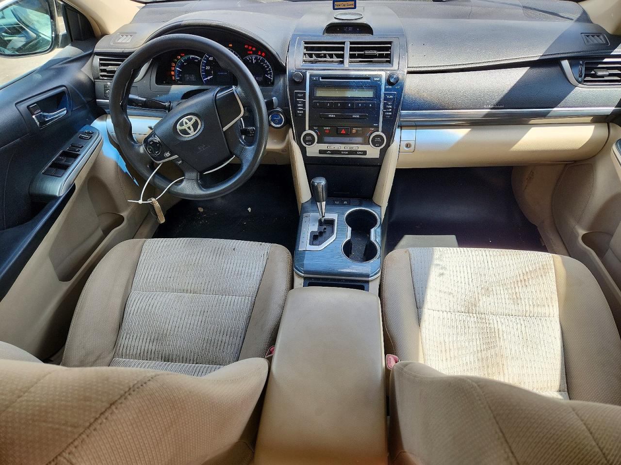 2012 Toyota Camry Hybrid Le White vin: 4T1BD1FK0CU051485