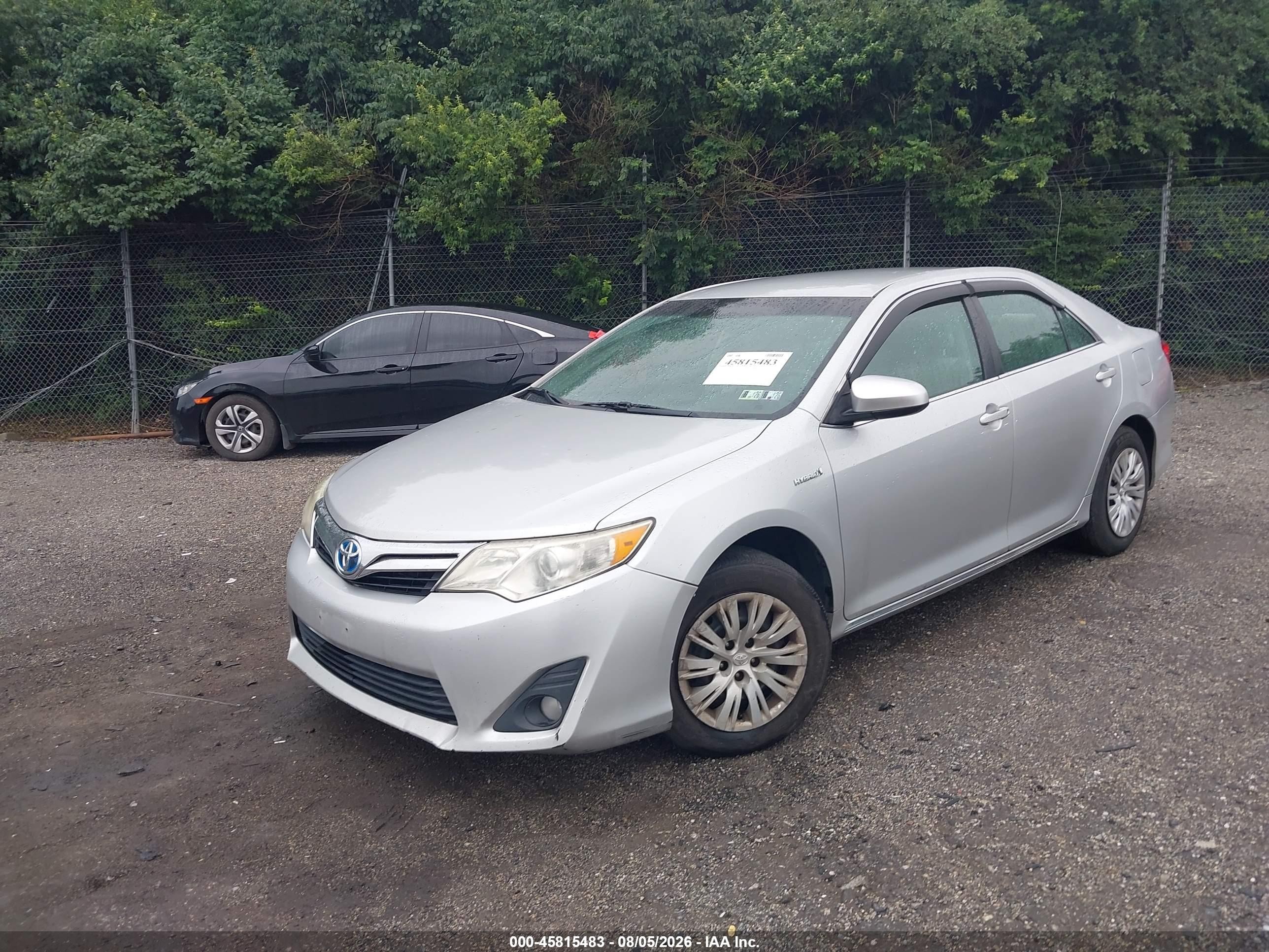 2012 Toyota Camry Hybrid Le Silver vin: 4T1BD1FK0CU052278