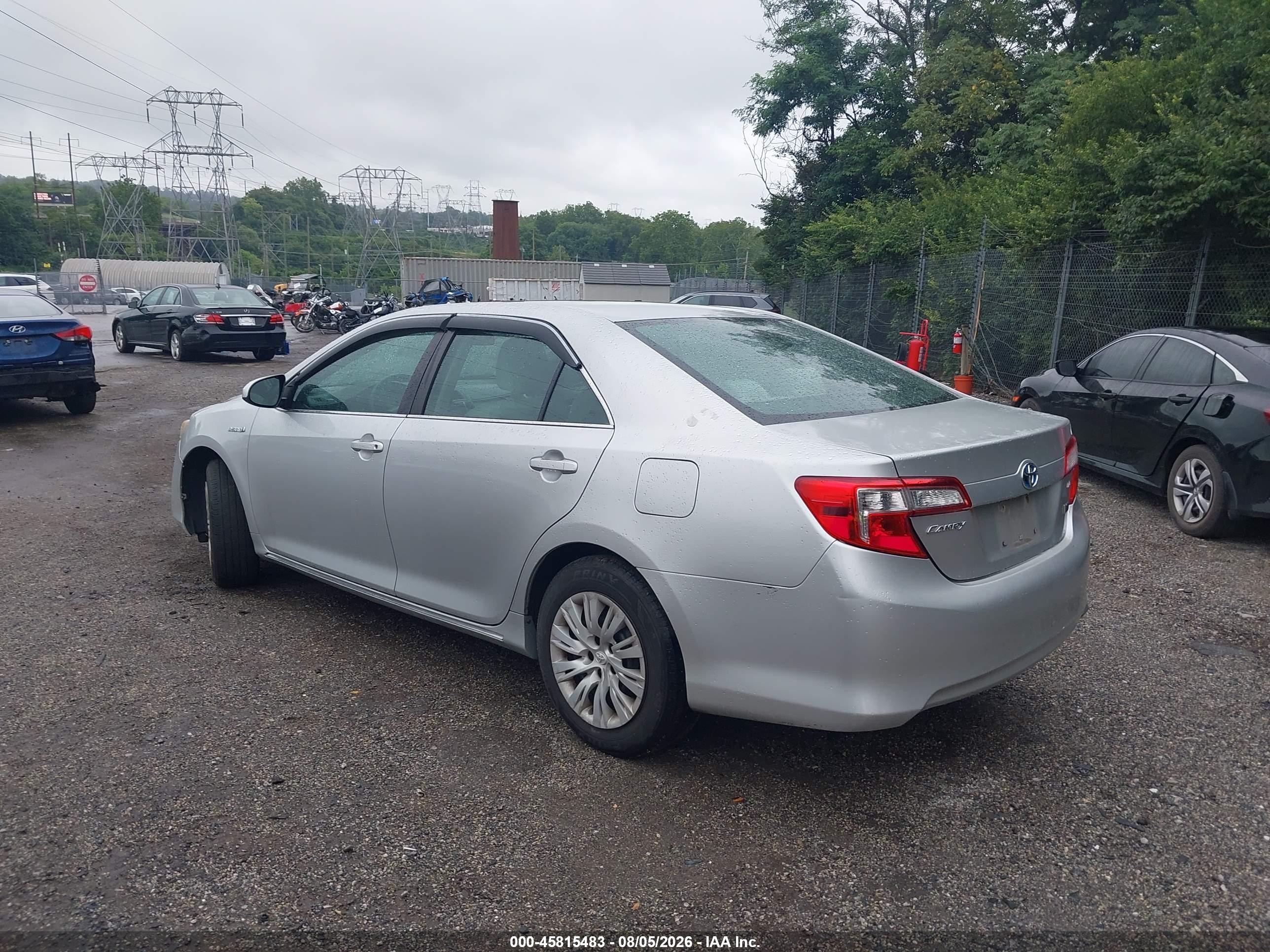 2012 Toyota Camry Hybrid Le Silver vin: 4T1BD1FK0CU052278