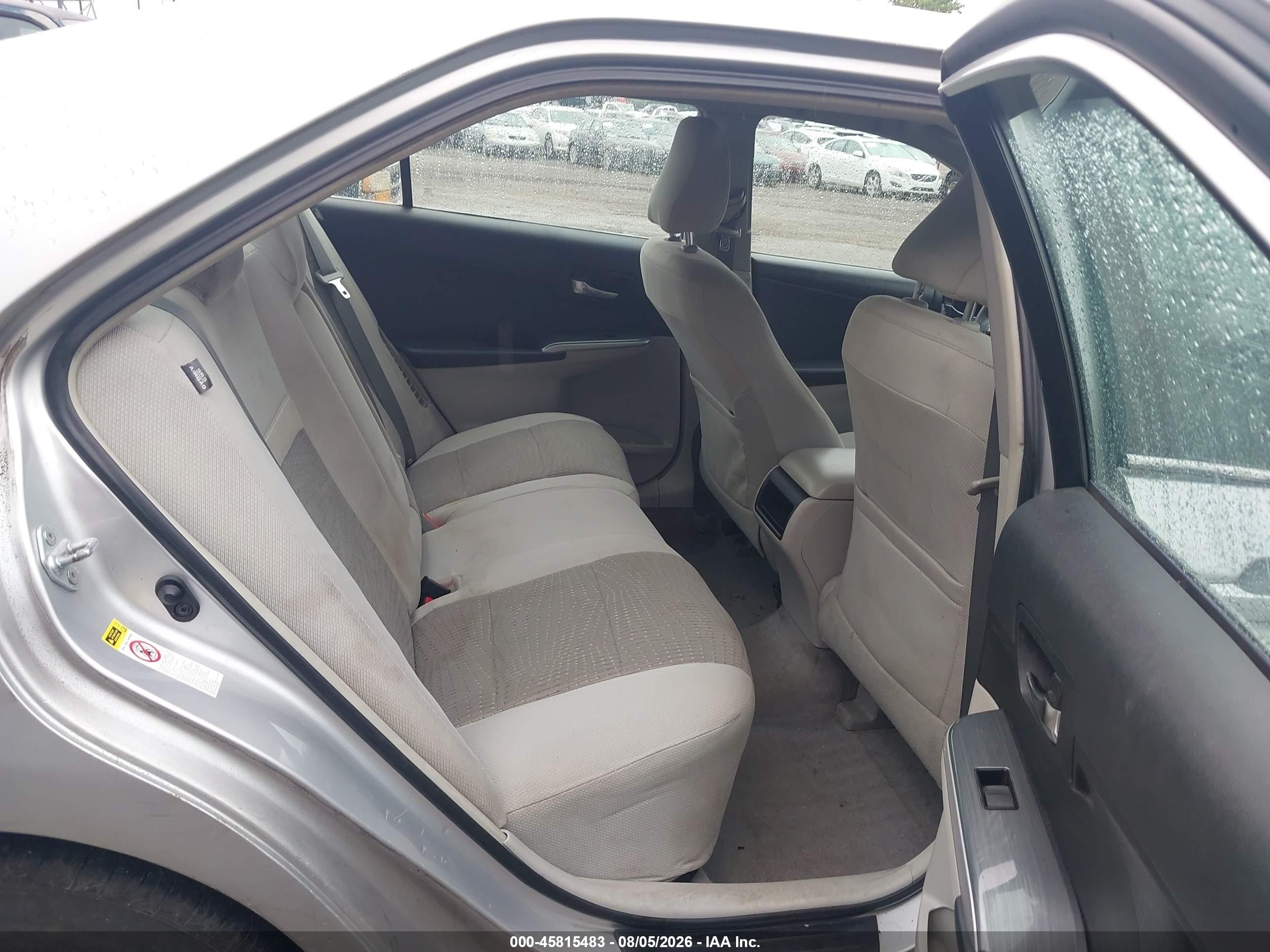 2012 Toyota Camry Hybrid Le Silver vin: 4T1BD1FK0CU052278