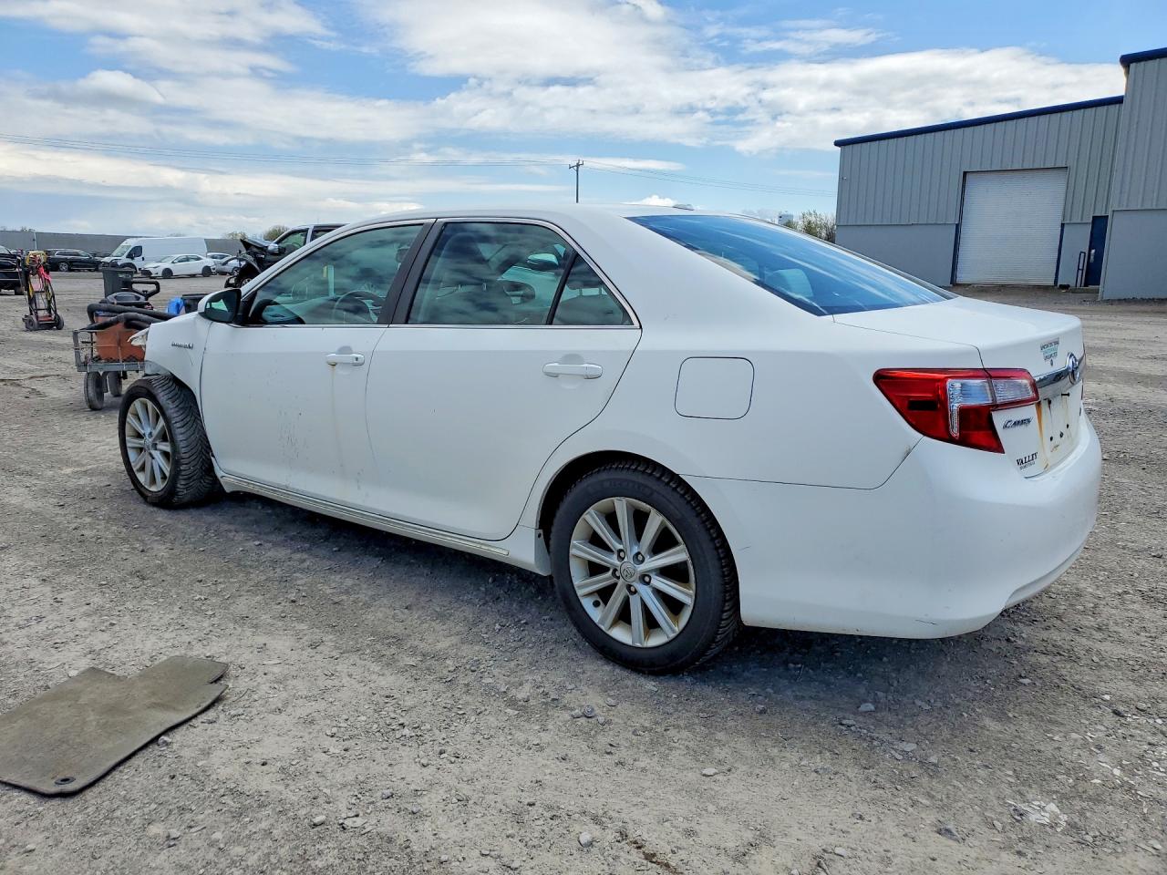 2013 Toyota Camry Hybrid Xle White vin: 4T1BD1FK0DU078476