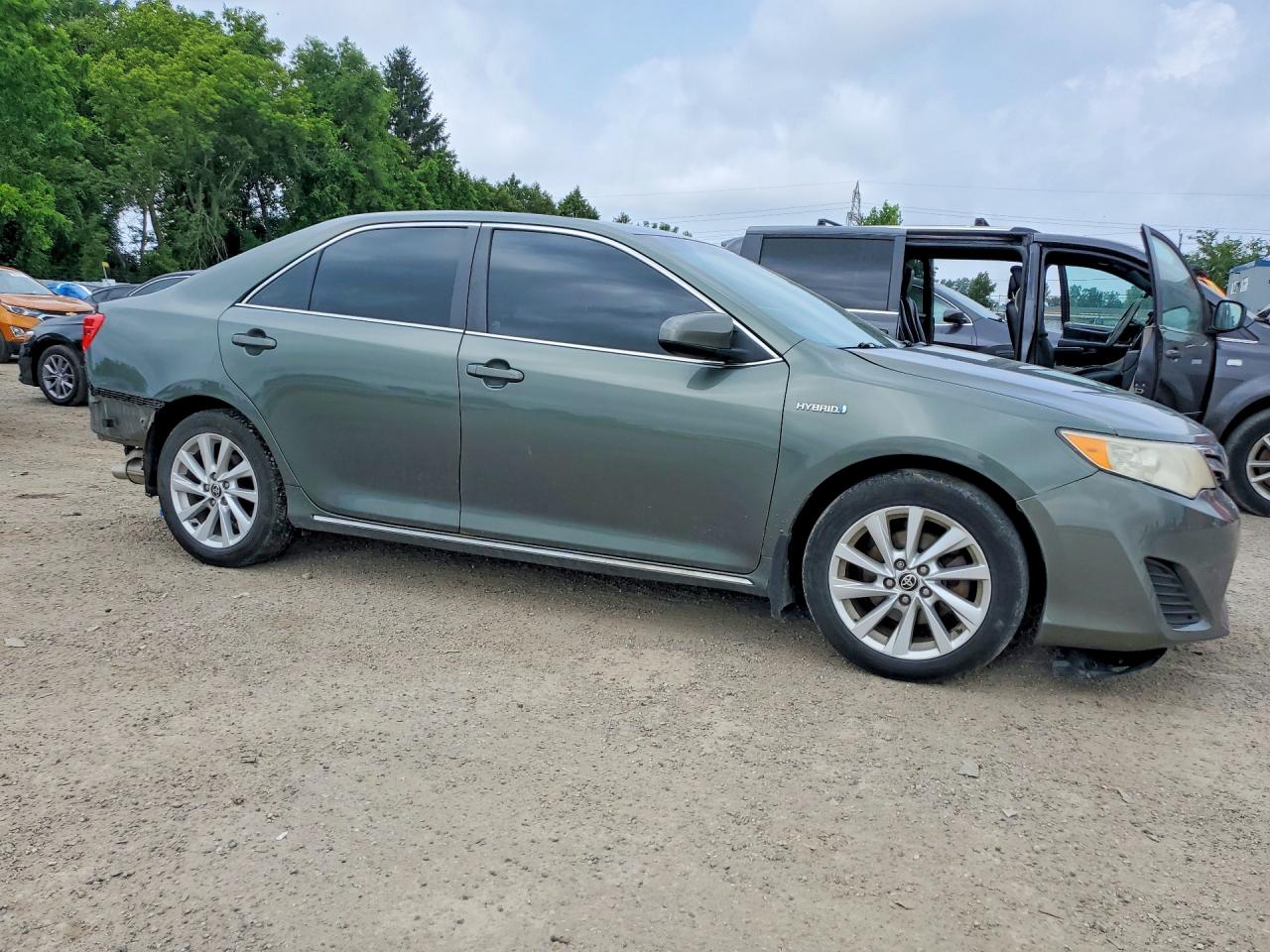 2014 Toyota Camry Hybrid Le Green vin: 4T1BD1FK0EU097224