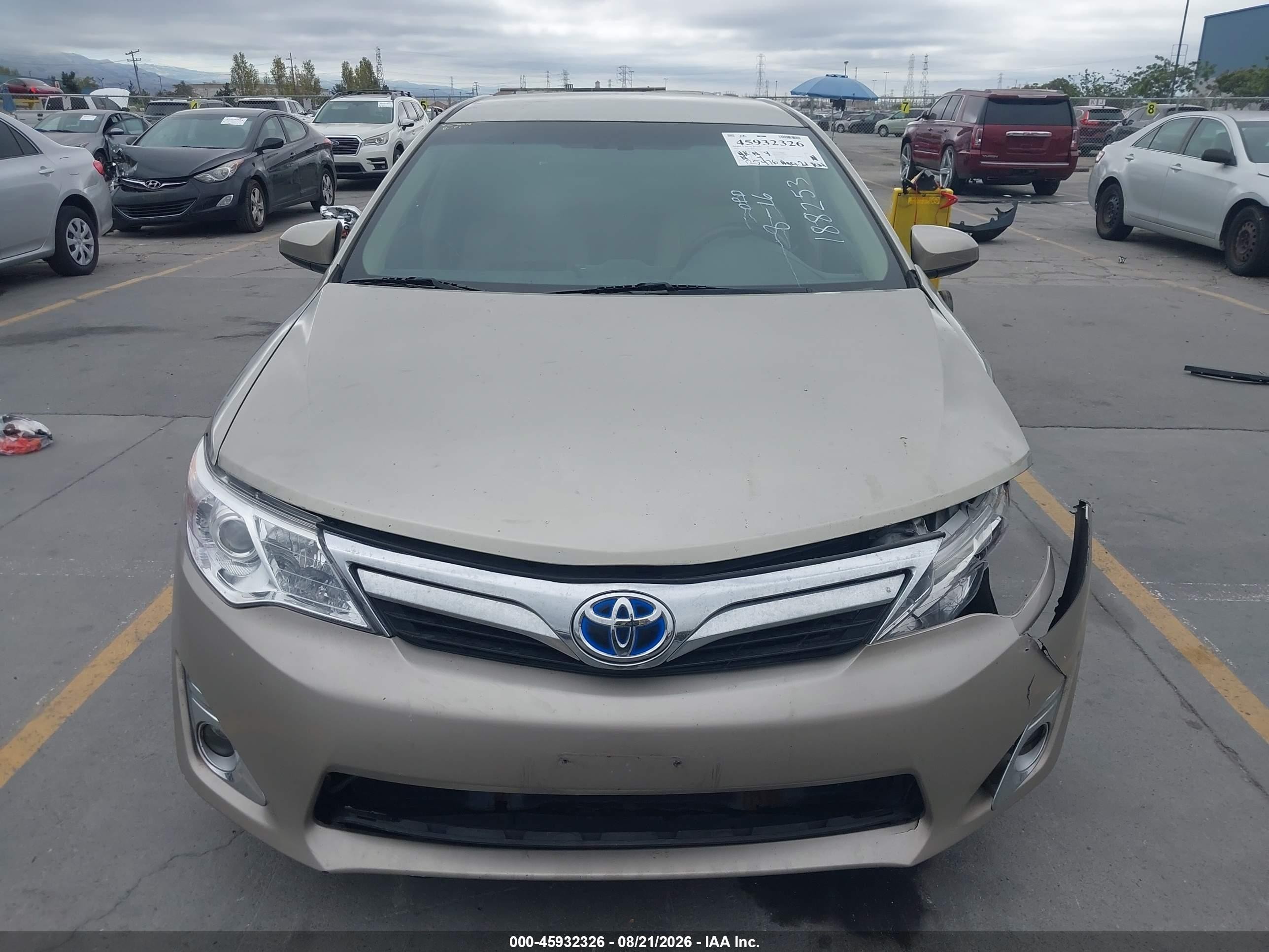 2014 Toyota Camry Hybrid Le Beige vin: 4T1BD1FK0EU115124