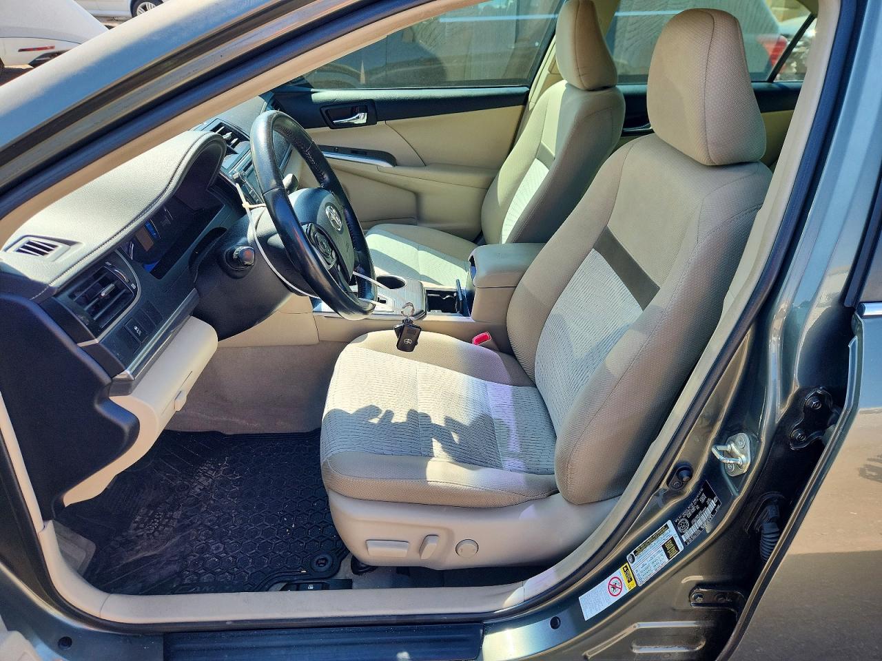 2014 Toyota Camry Hybrid Gray vin: 4T1BD1FK0EU116760