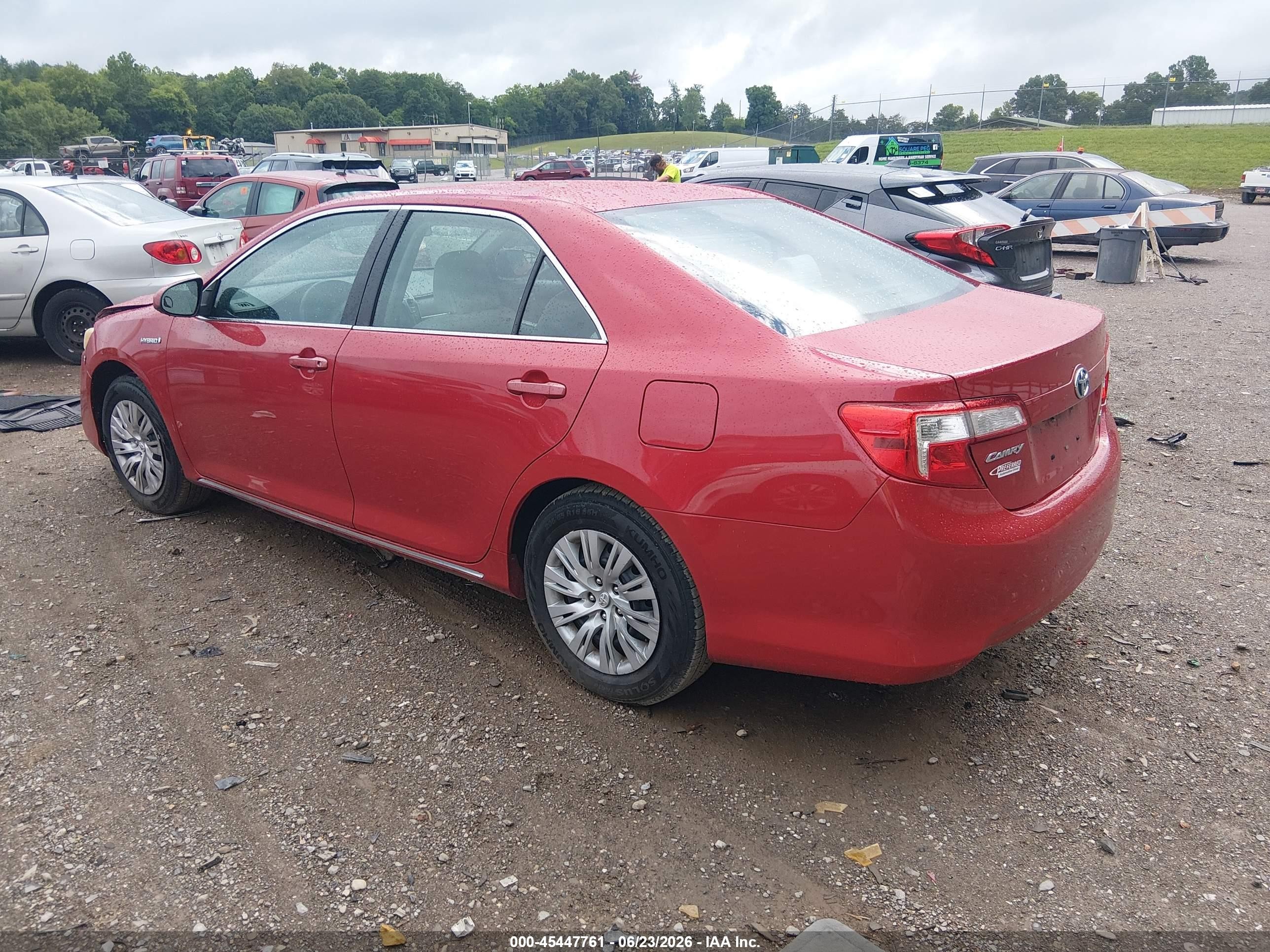 2014 Toyota Camry Hybrid Le Red vin: 4T1BD1FK0EU127130