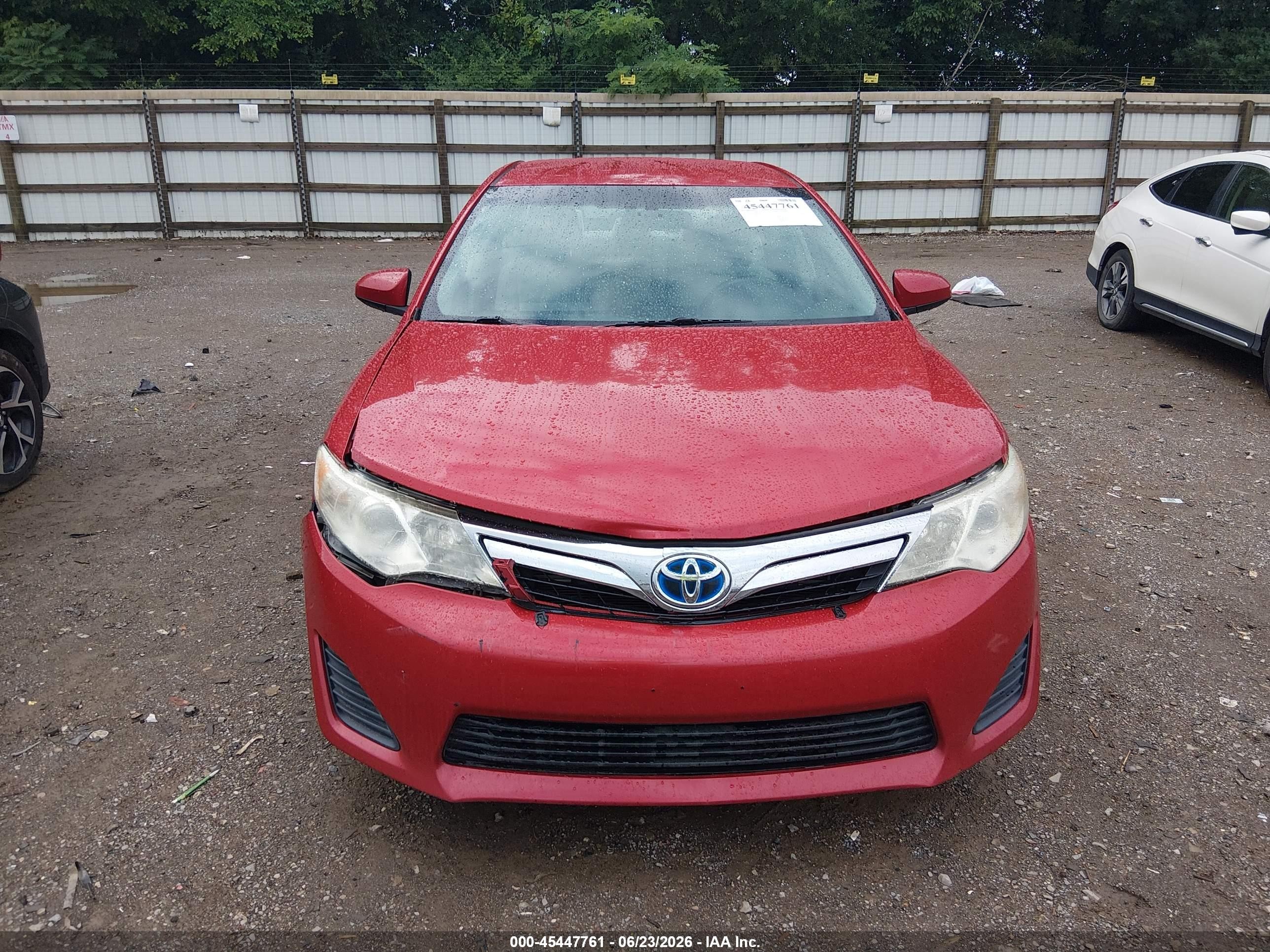 2014 Toyota Camry Hybrid Le Red vin: 4T1BD1FK0EU127130