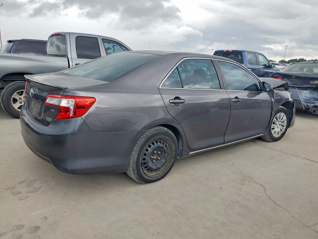 2014 Toyota Camry Hybrid Le Gray vin: 4T1BD1FK0EU134370