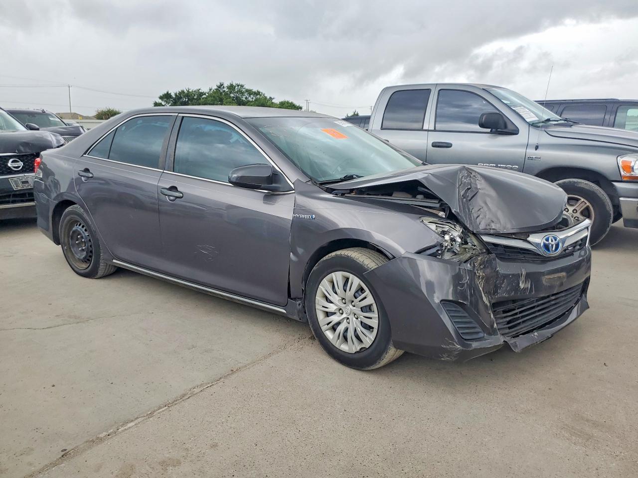 2014 Toyota Camry Hybrid Le Gray vin: 4T1BD1FK0EU134370