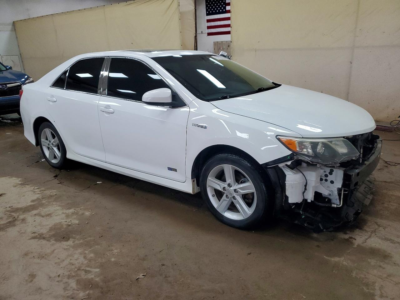 2014 Toyota Camry Hybrid Se White vin: 4T1BD1FK0EU137964