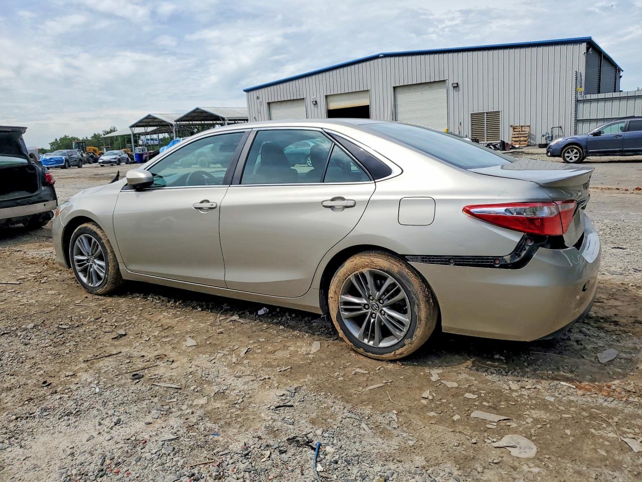 2015 Toyota Camry Hybrid Se Gold vin: 4T1BD1FK0FU144057