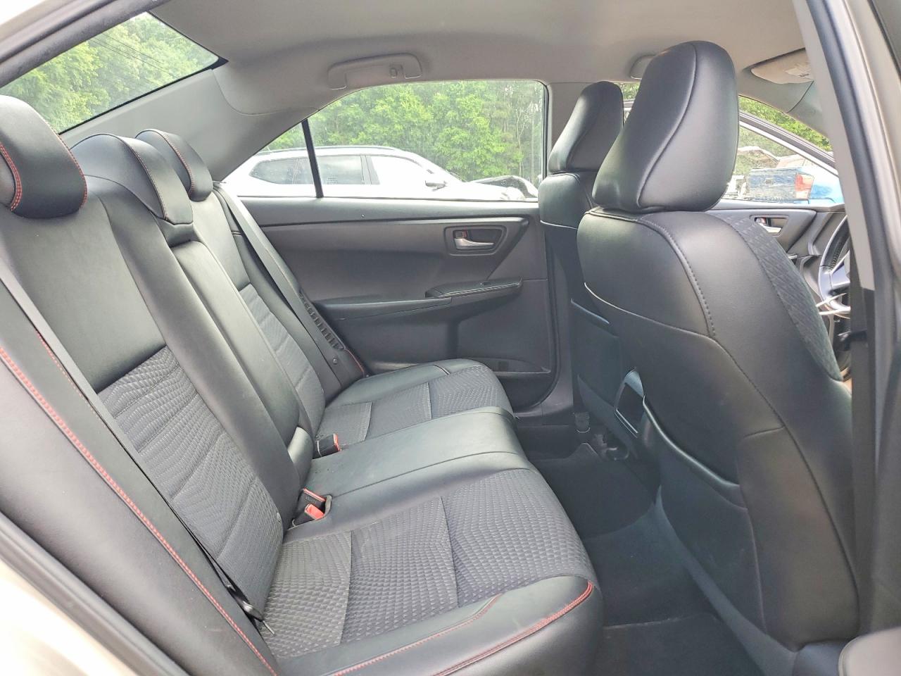 2015 Toyota Camry Hybrid Se Gold vin: 4T1BD1FK0FU144057