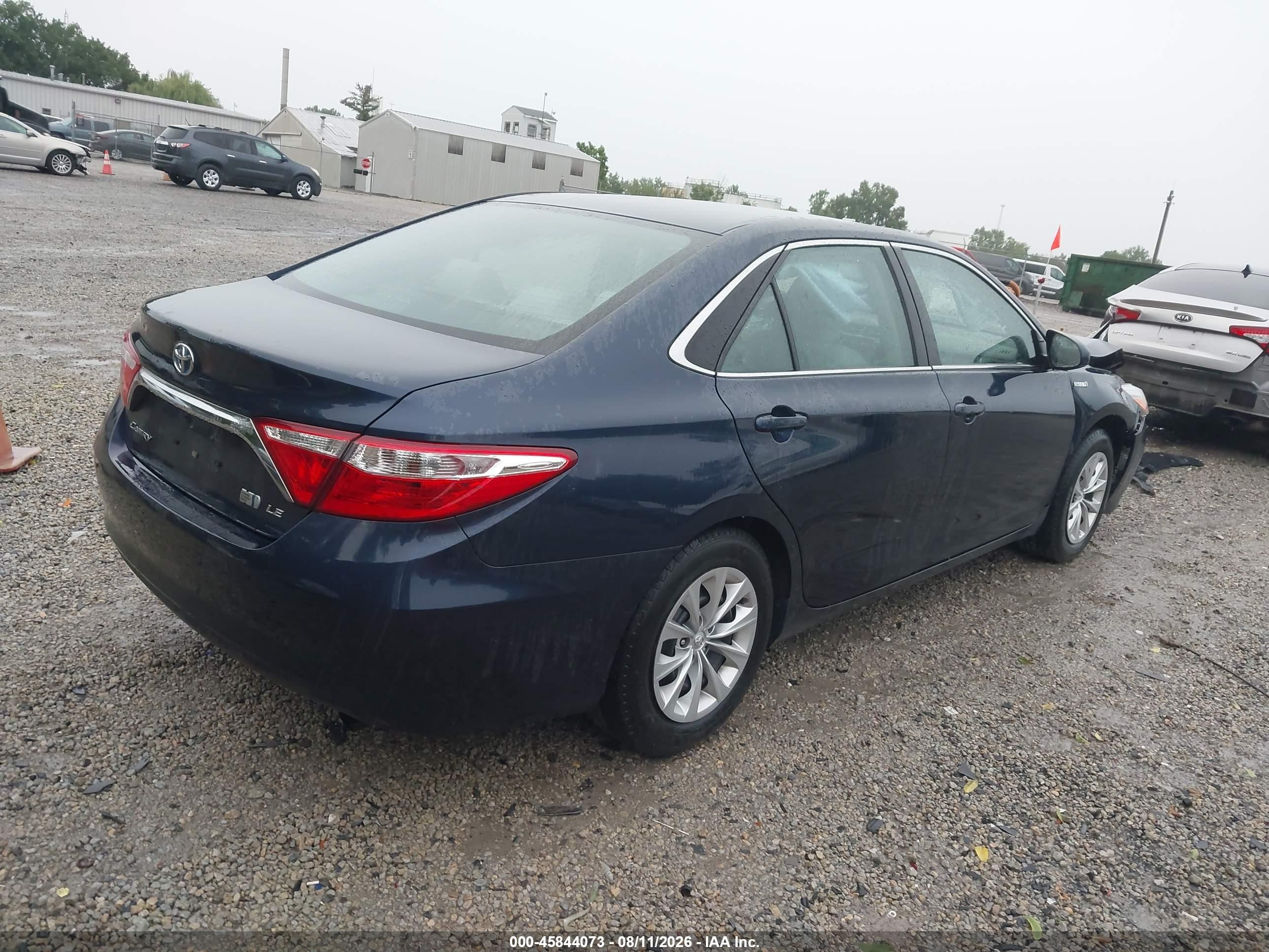 2015 Toyota Camry Hybrid Le Синий vin: 4T1BD1FK0FU148349