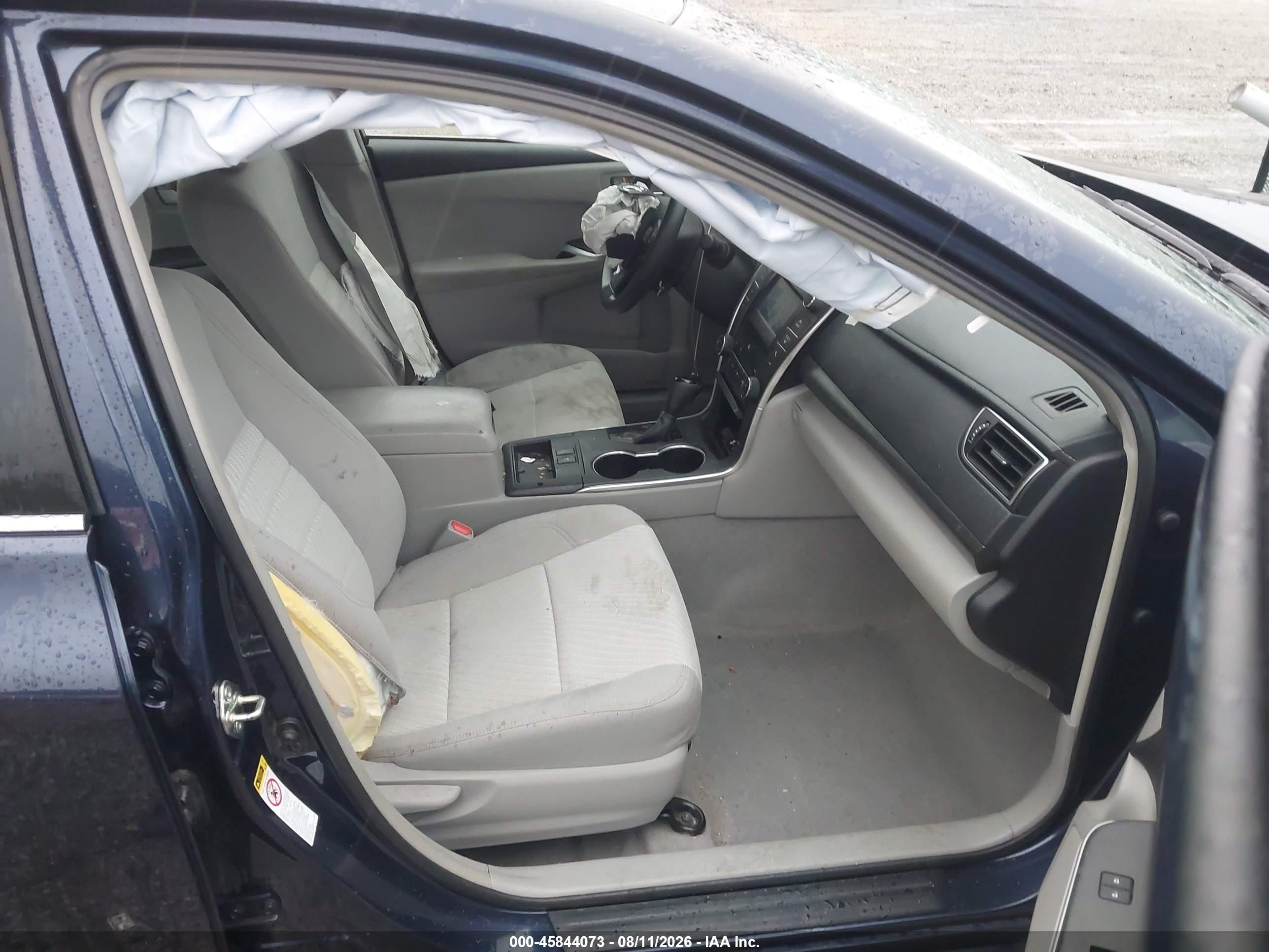 2015 Toyota Camry Hybrid Le Синий vin: 4T1BD1FK0FU148349