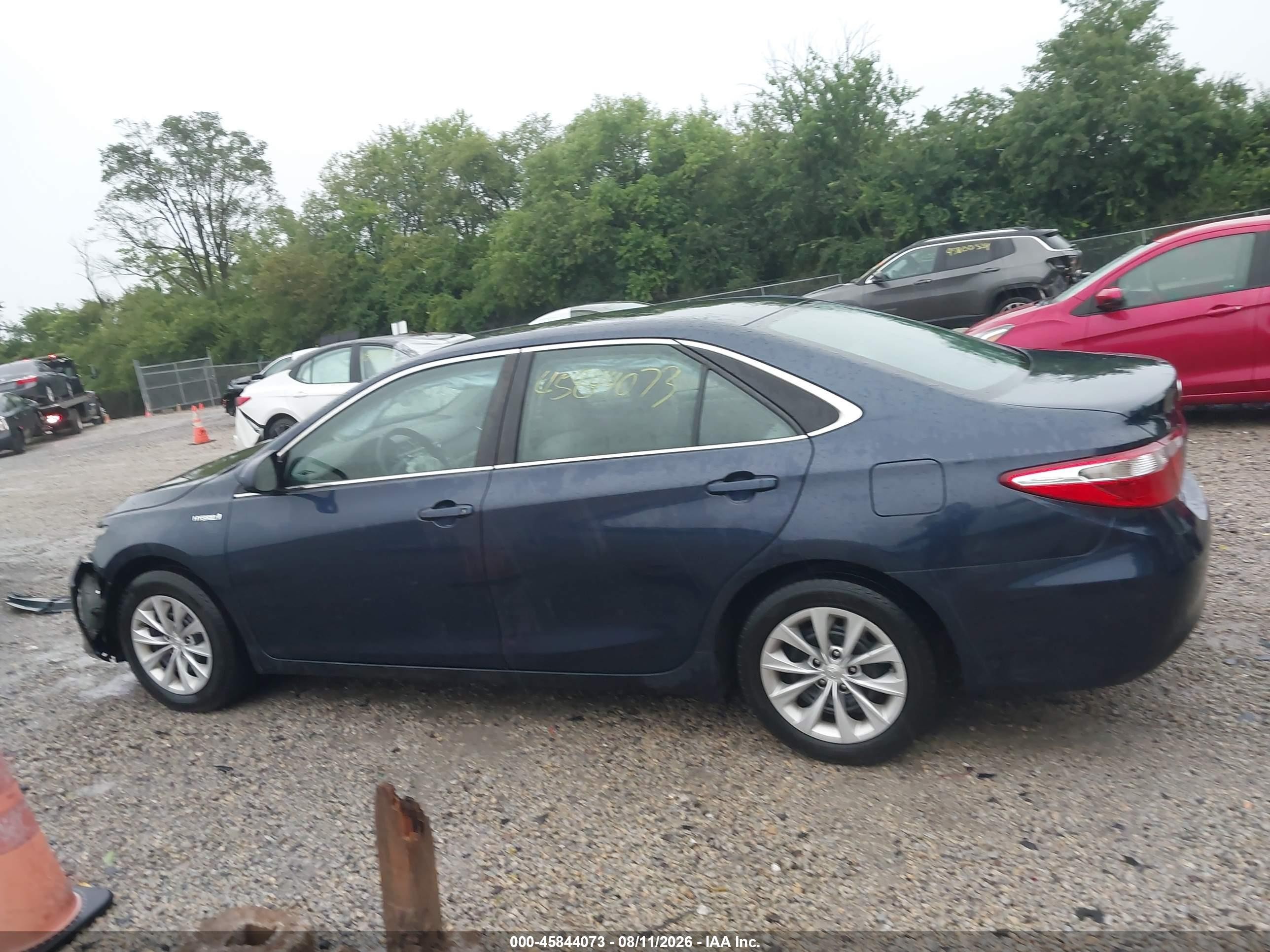 2015 Toyota Camry Hybrid Le Синий vin: 4T1BD1FK0FU148349