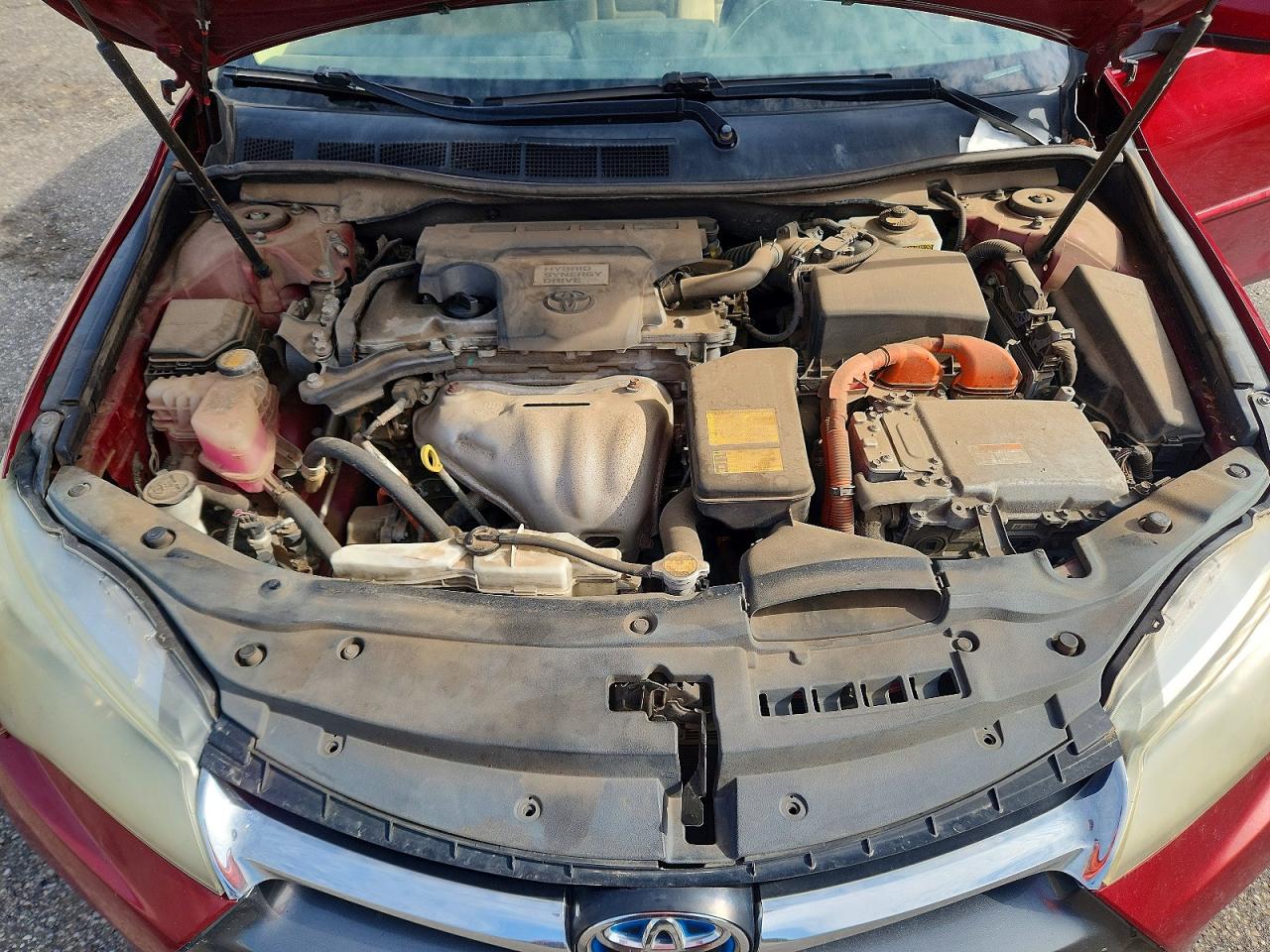 2015 Toyota Camry Hybrid Le Red vin: 4T1BD1FK0FU148741
