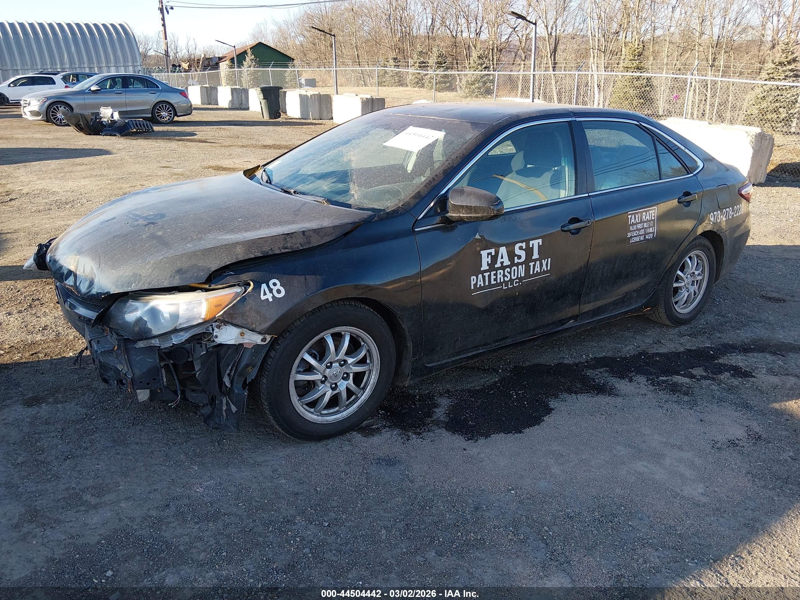 2015 Toyota Camry Hybrid Le Black vin: 4T1BD1FK0FU152918