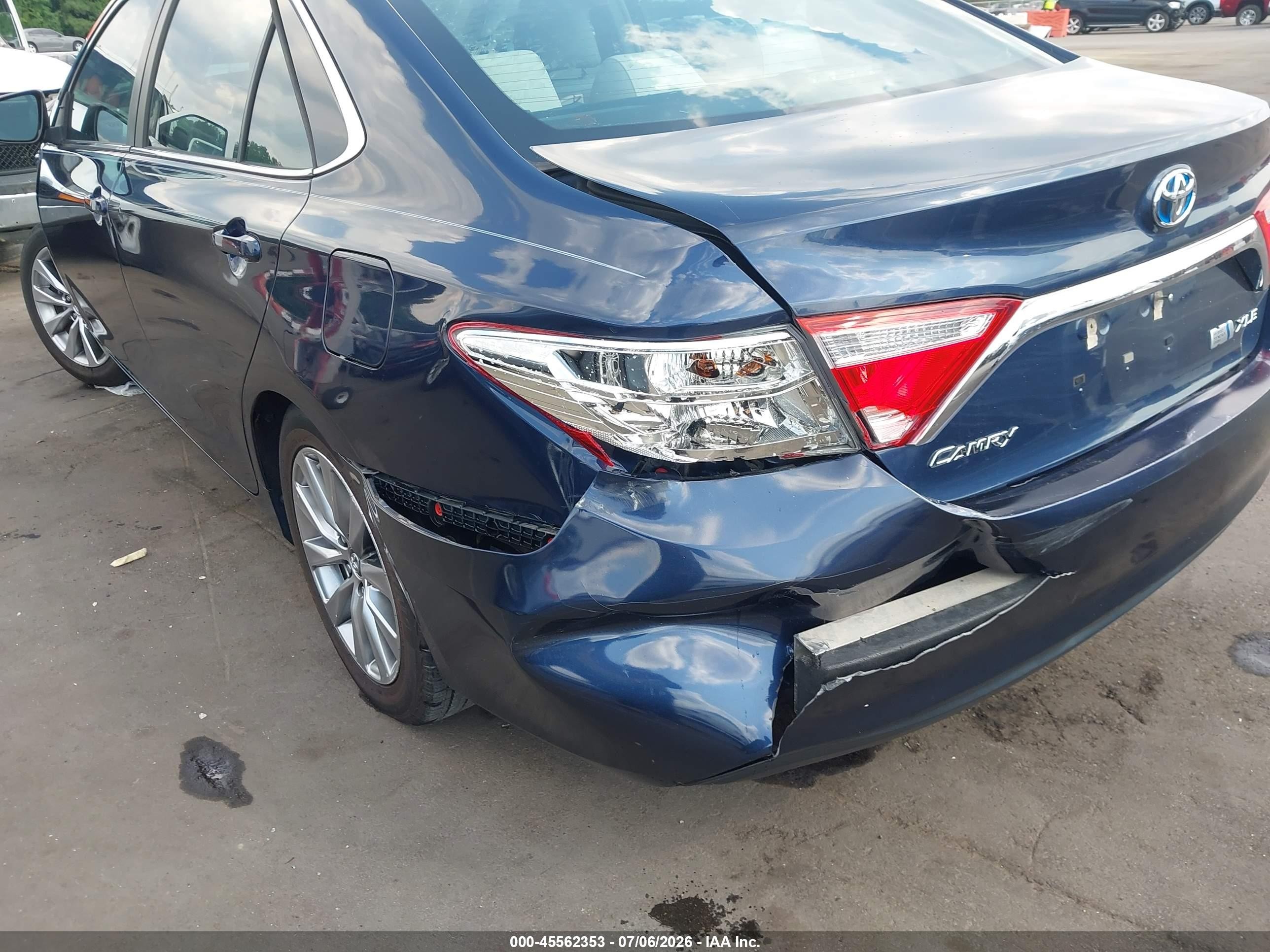 2015 Toyota Camry Hybrid Xle Dark Blue vin: 4T1BD1FK0FU176183