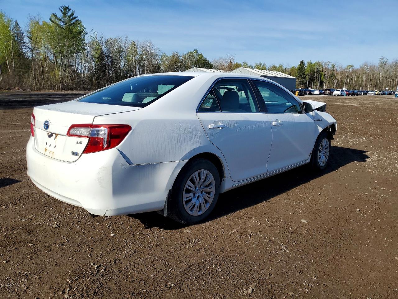2012 Toyota Camry-le White vin: 4T1BD1FK1CU005244