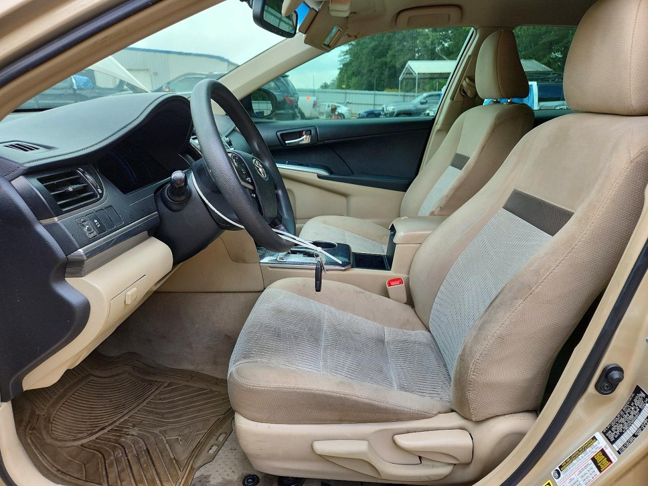 2012 Toyota Camry Hybrid Le Gold vin: 4T1BD1FK1CU020911