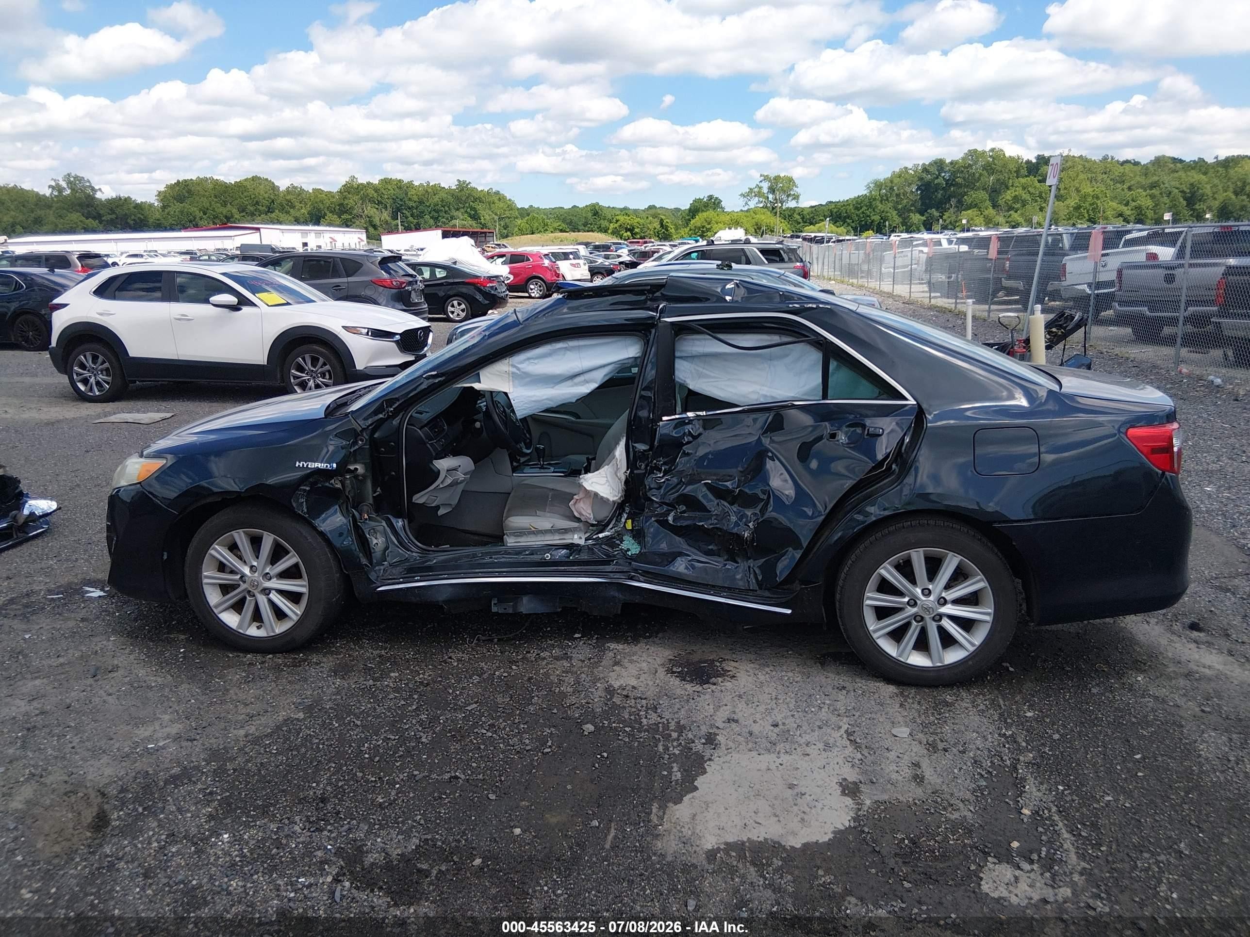 2013 Toyota Camry Hybrid Xle Blue vin: 4T1BD1FK1DU082052