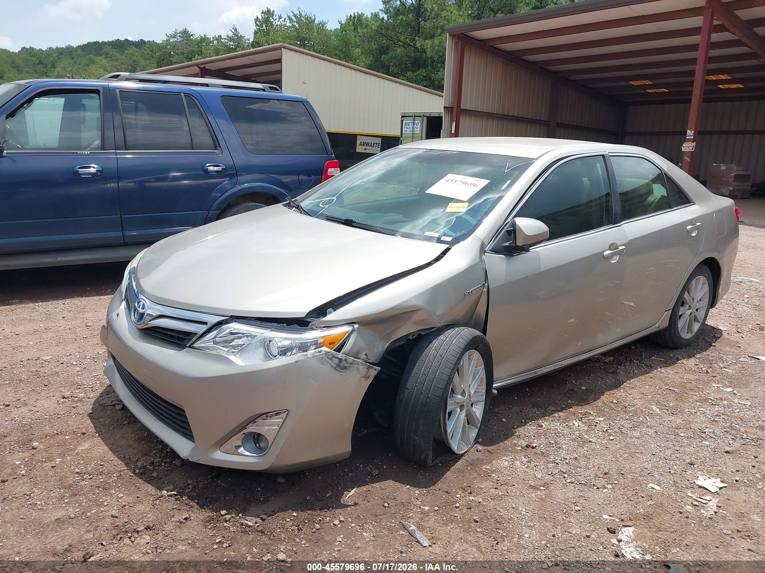 2013 Toyota Camry Hybrid Xle Silver vin: 4T1BD1FK1DU090572