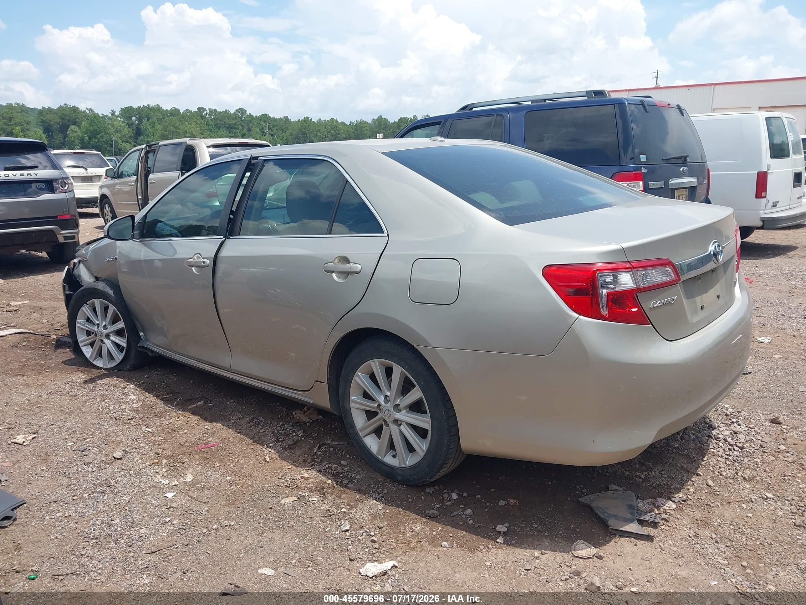 2013 Toyota Camry Hybrid Xle Silver vin: 4T1BD1FK1DU090572