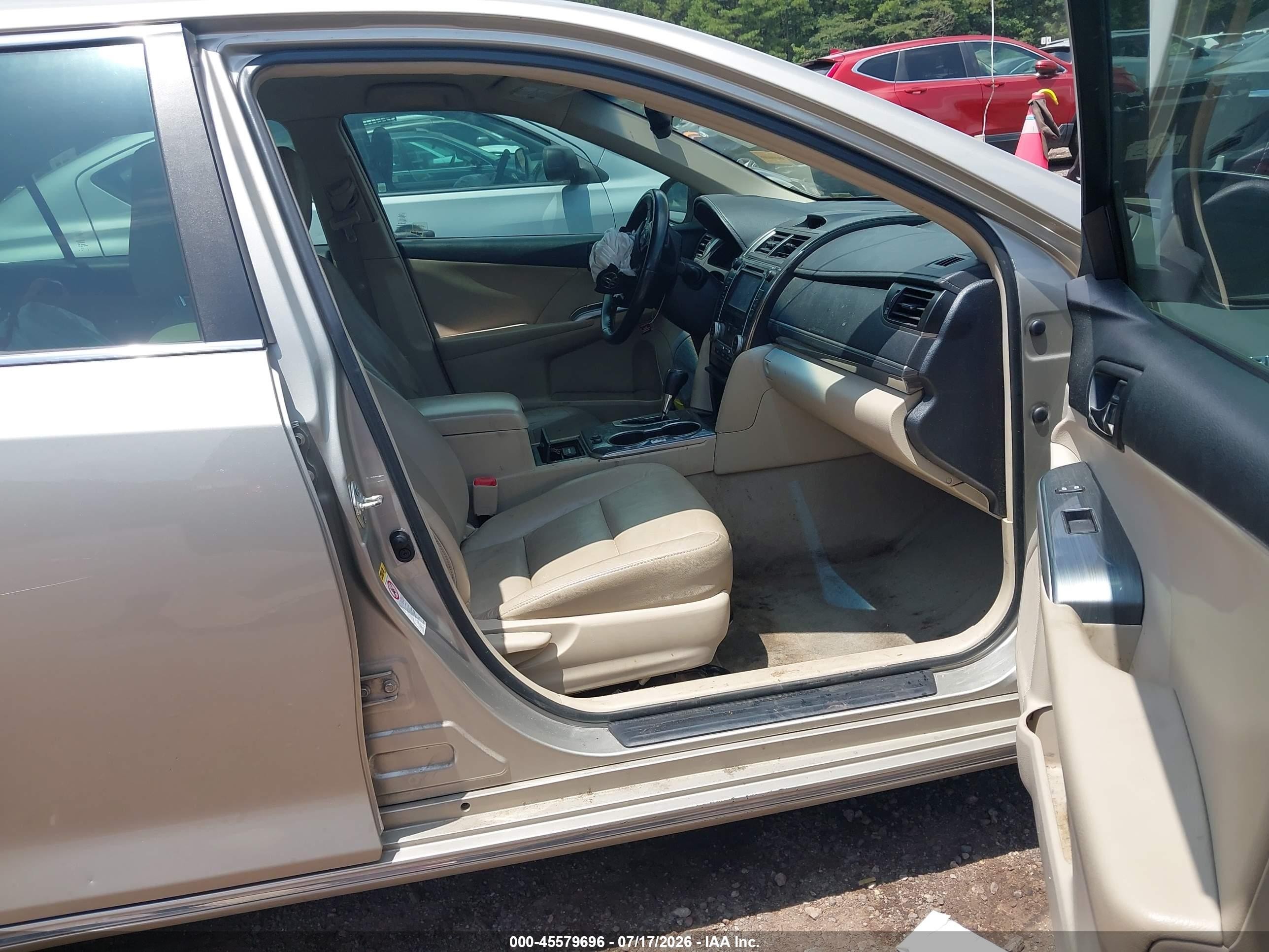 2013 Toyota Camry Hybrid Xle Silver vin: 4T1BD1FK1DU090572