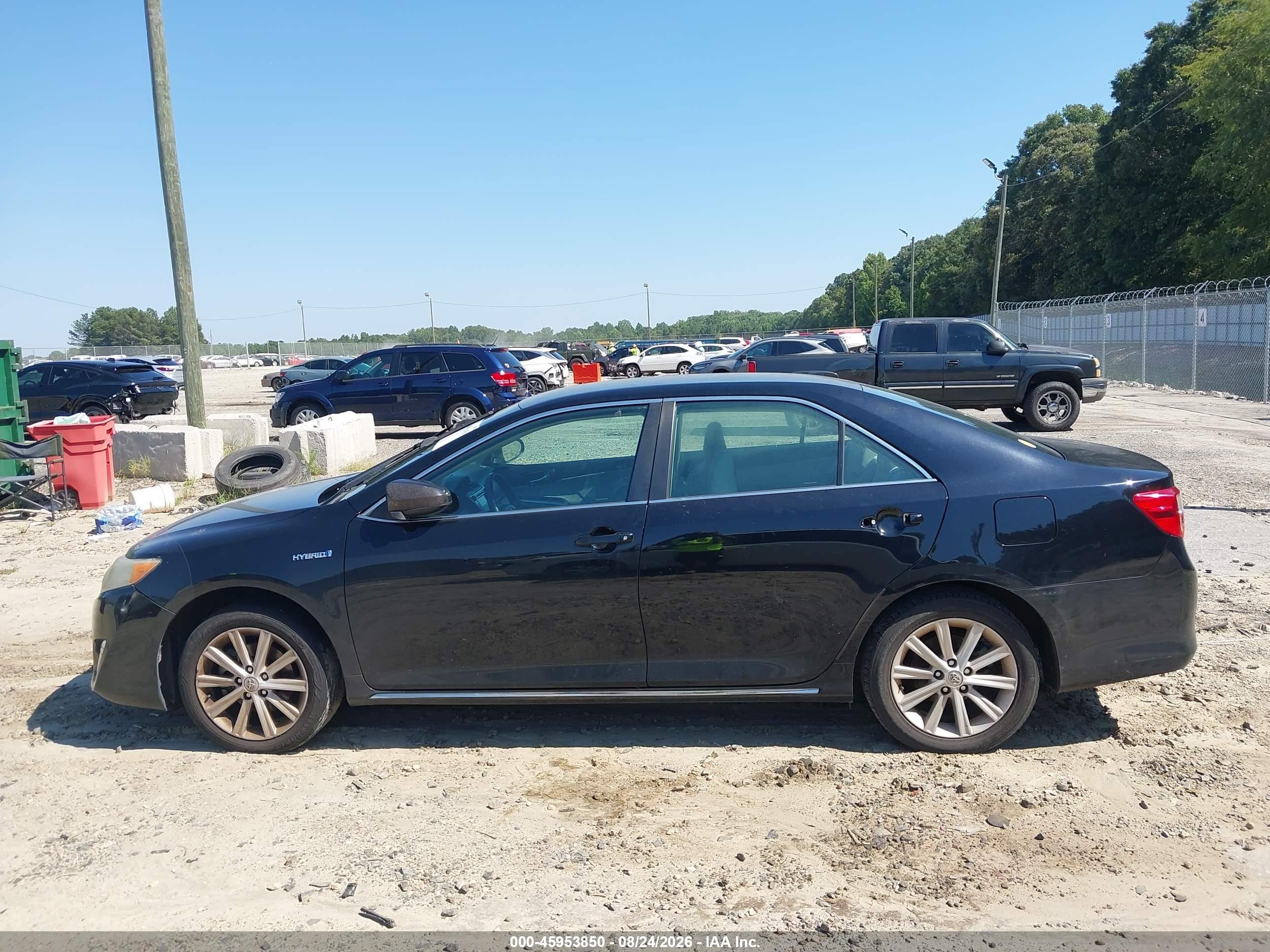 2014 Toyota Camry Hybrid Xle Черный vin: 4T1BD1FK1EU097491