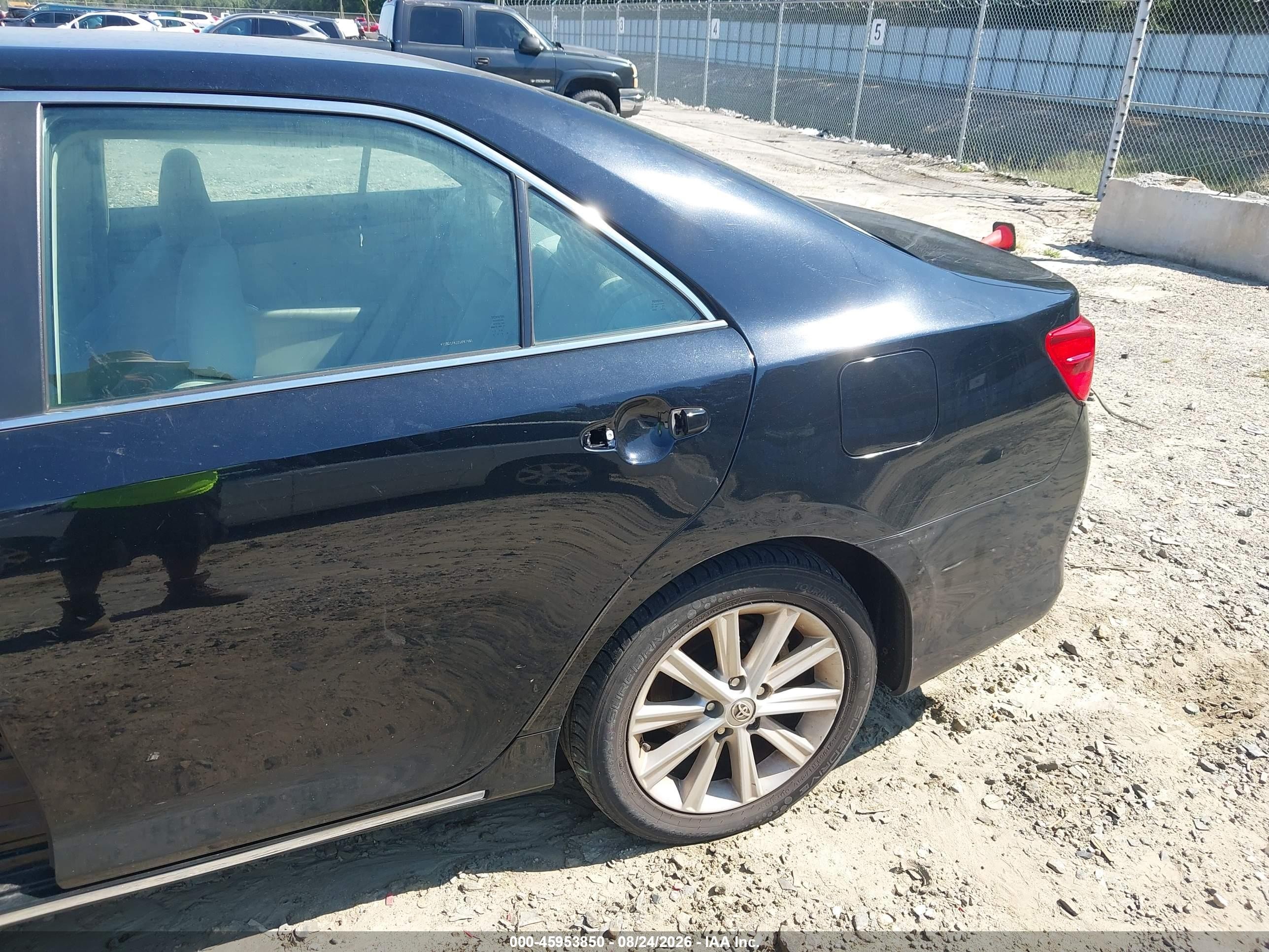 2014 Toyota Camry Hybrid Xle Черный vin: 4T1BD1FK1EU097491
