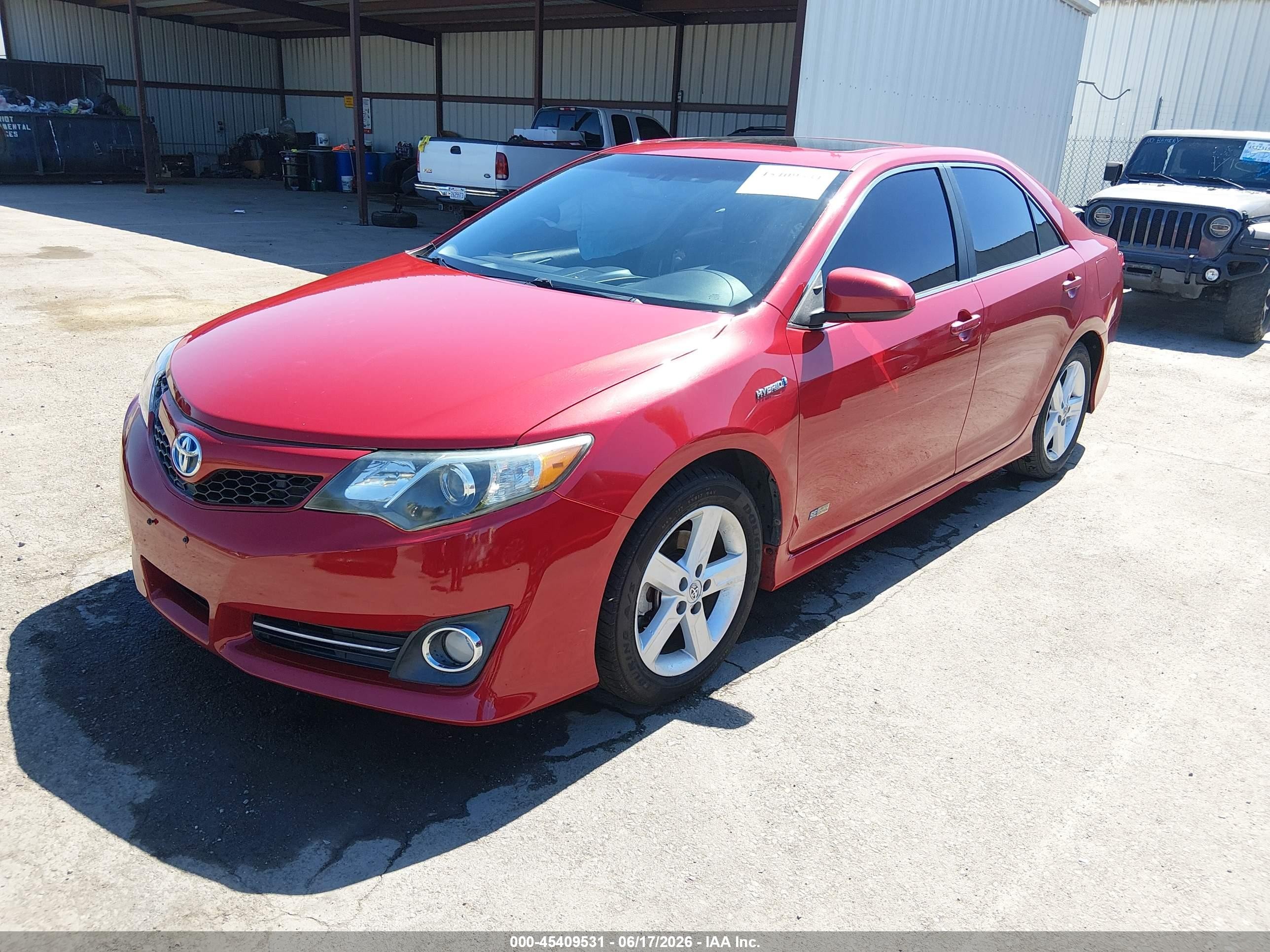 2014 Toyota Camry Hybrid Se Limited Edition Red vin: 4T1BD1FK1EU125497