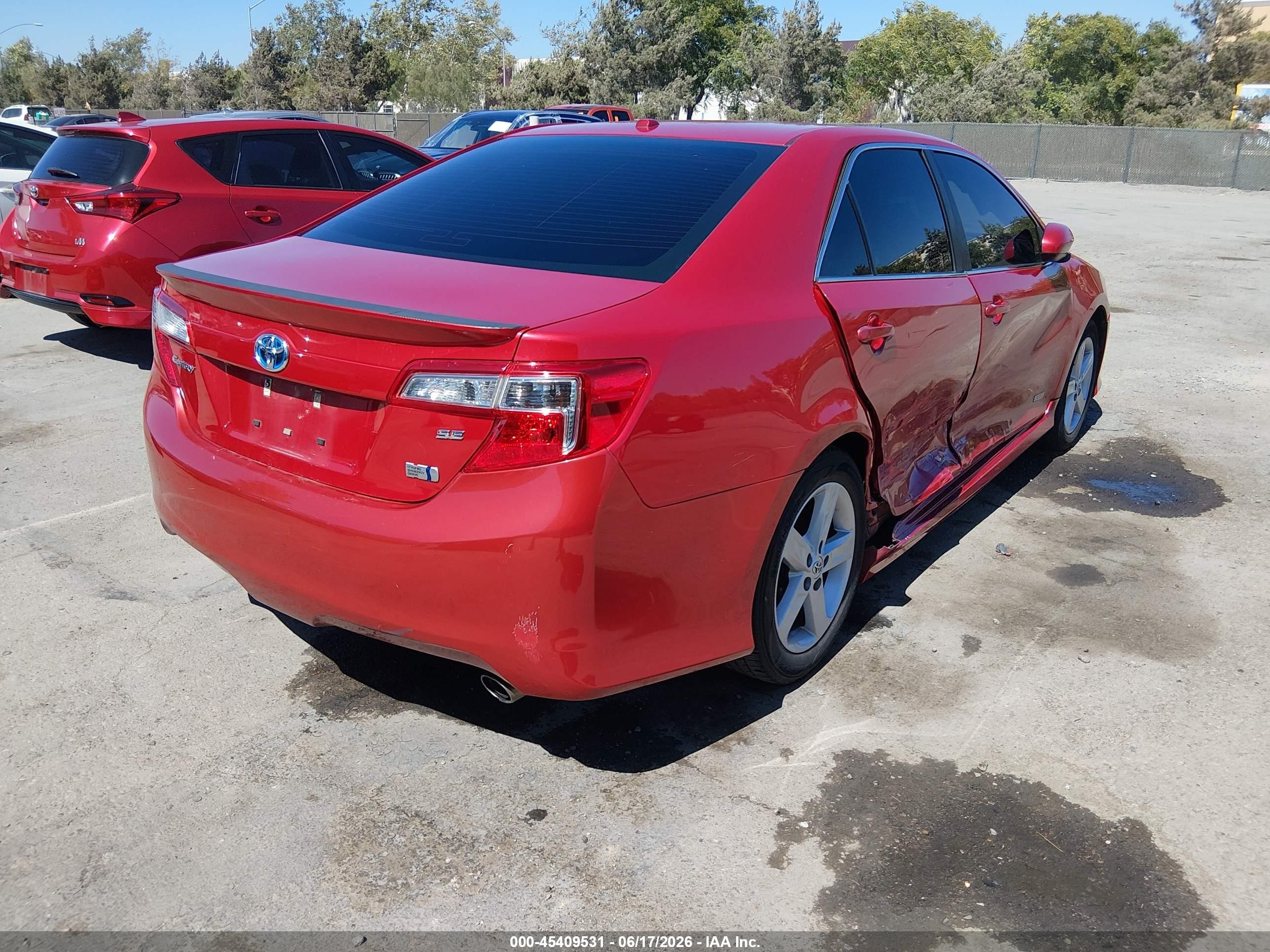 2014 Toyota Camry Hybrid Se Limited Edition Red vin: 4T1BD1FK1EU125497